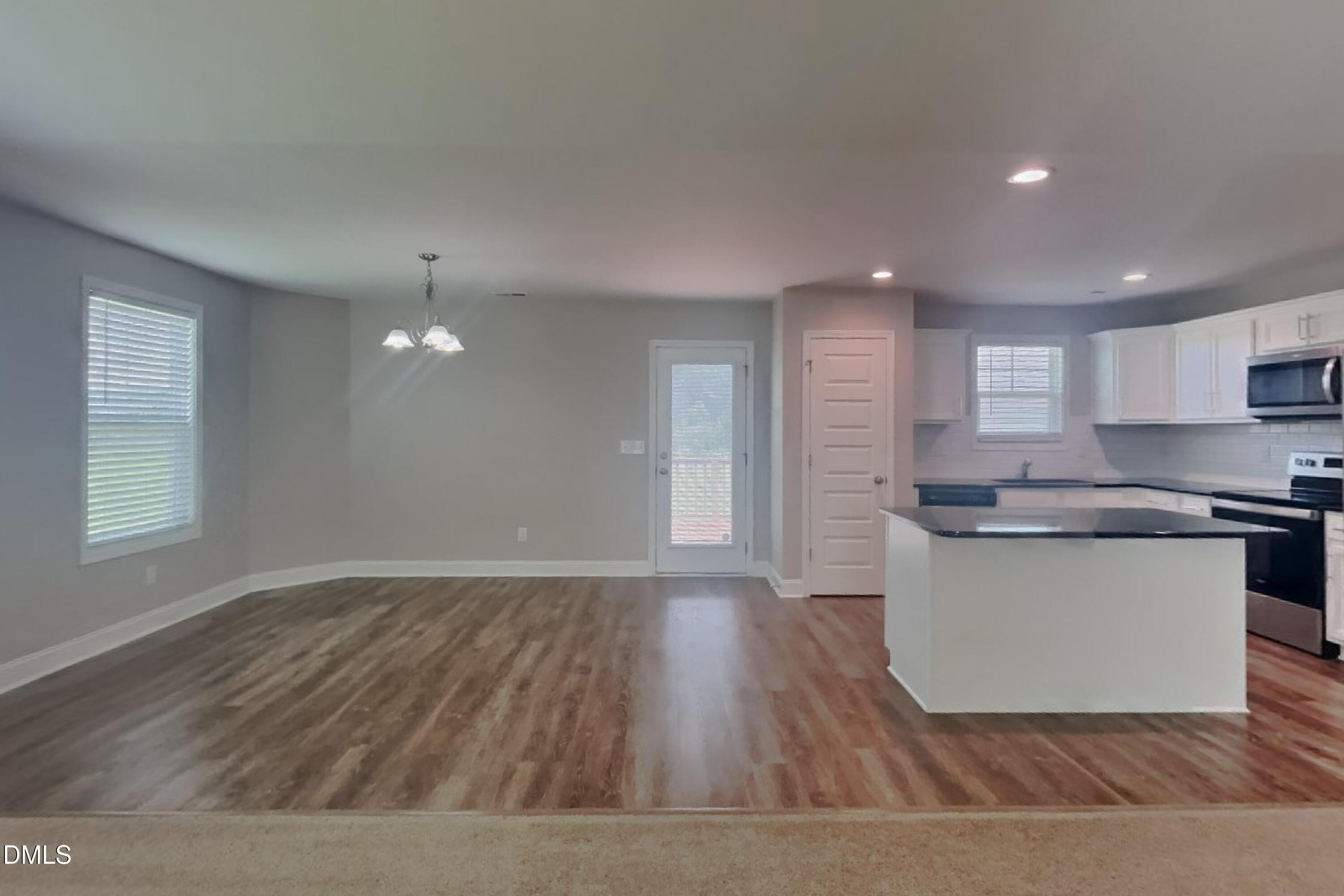 85 Arrow Lane Property Photo 3