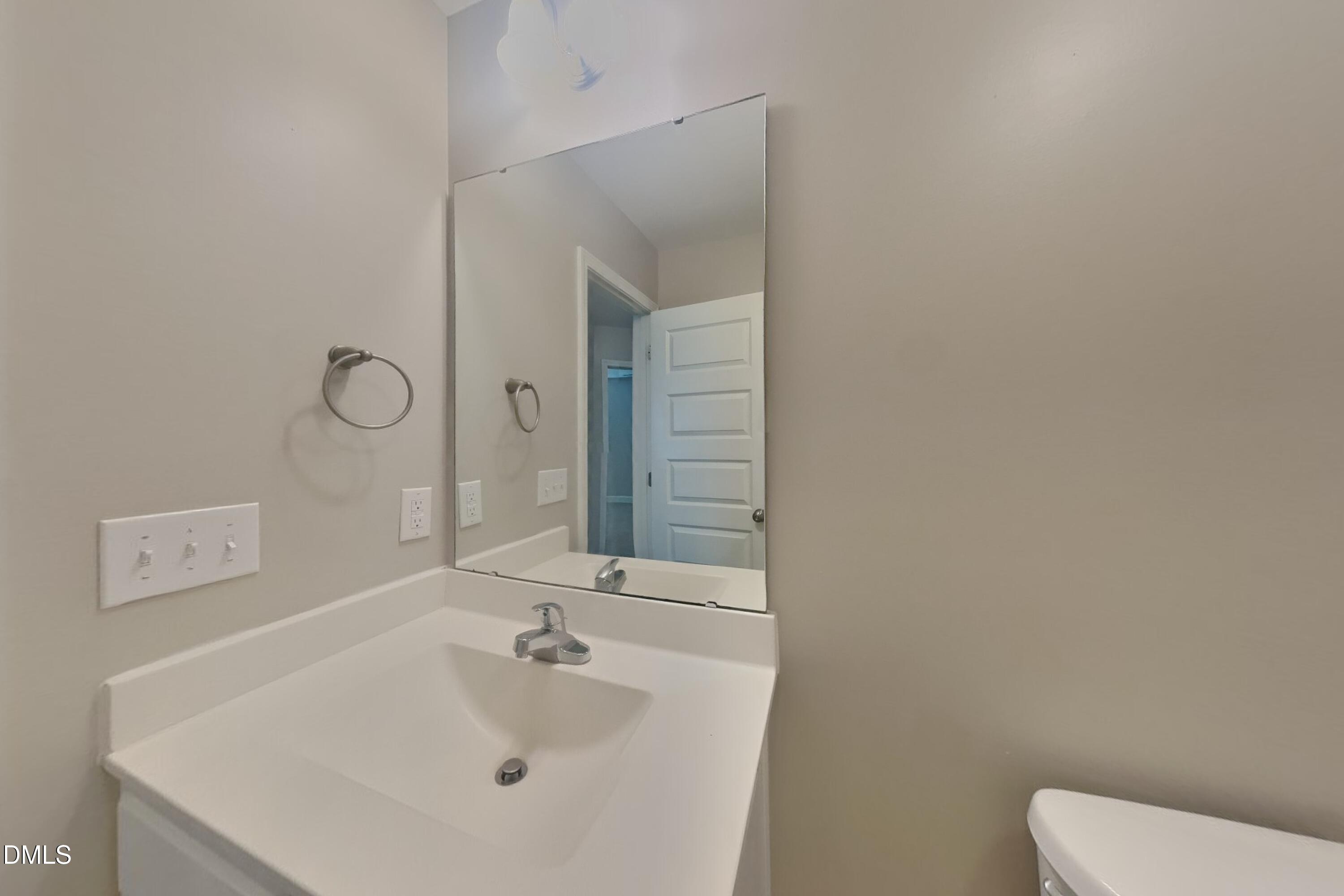 85 Arrow Lane Property Photo 14