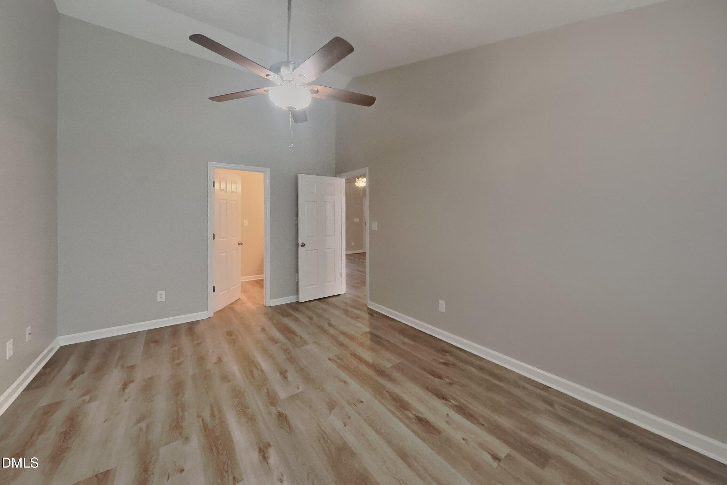 305 Aqua Marine Lane Property Photo 6