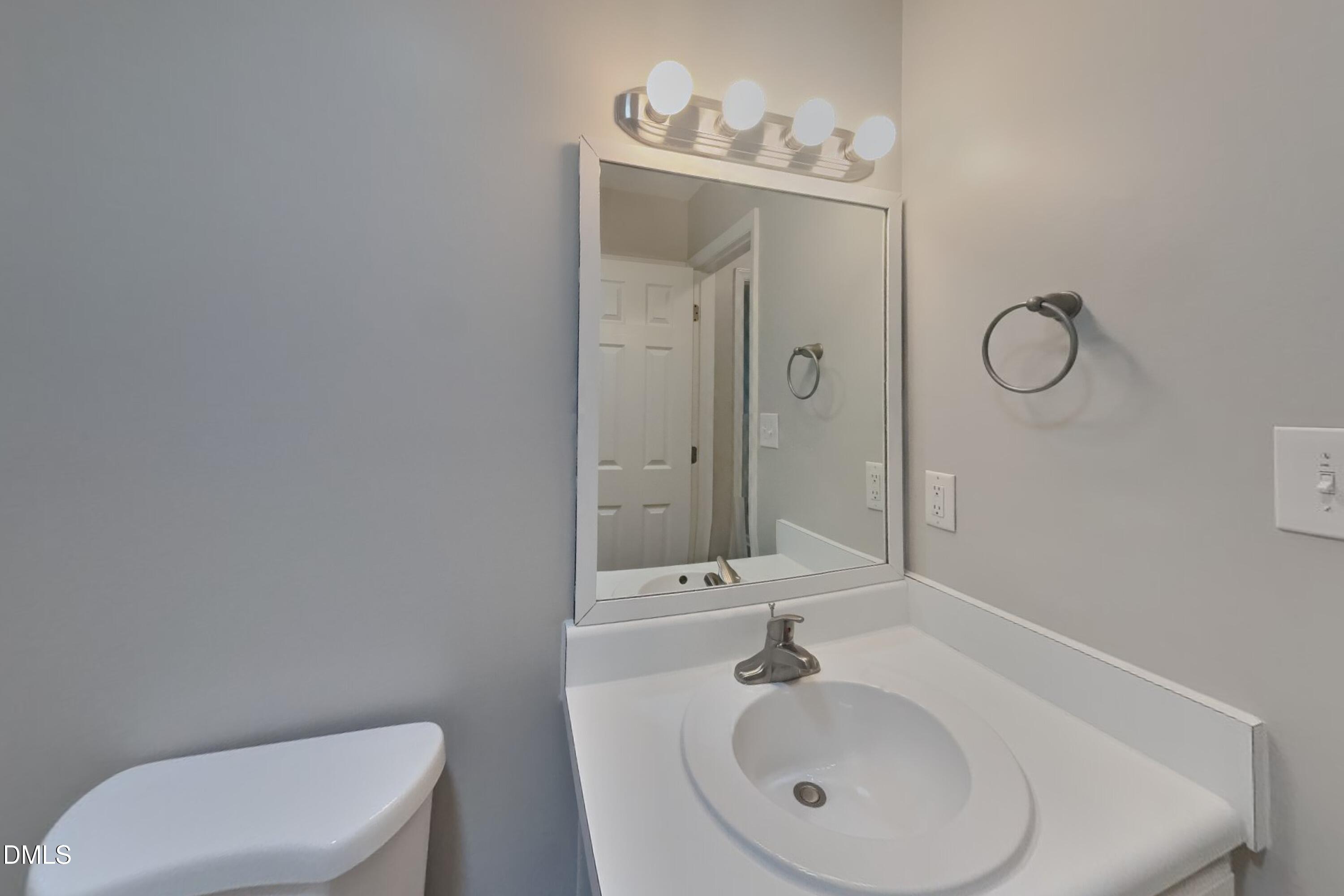305 Aqua Marine Lane Property Photo 14