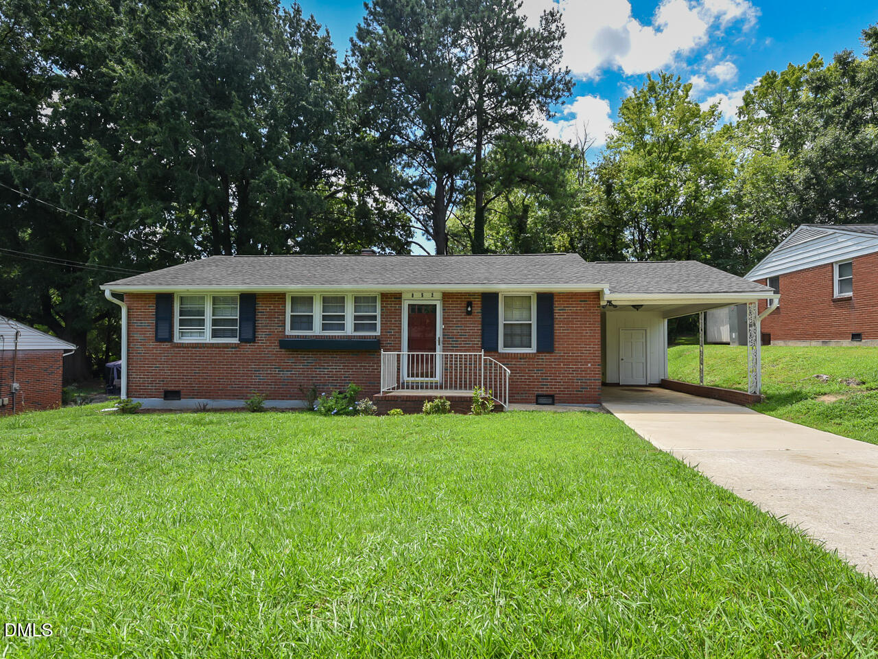 852 Hadley Road Property Photo 1