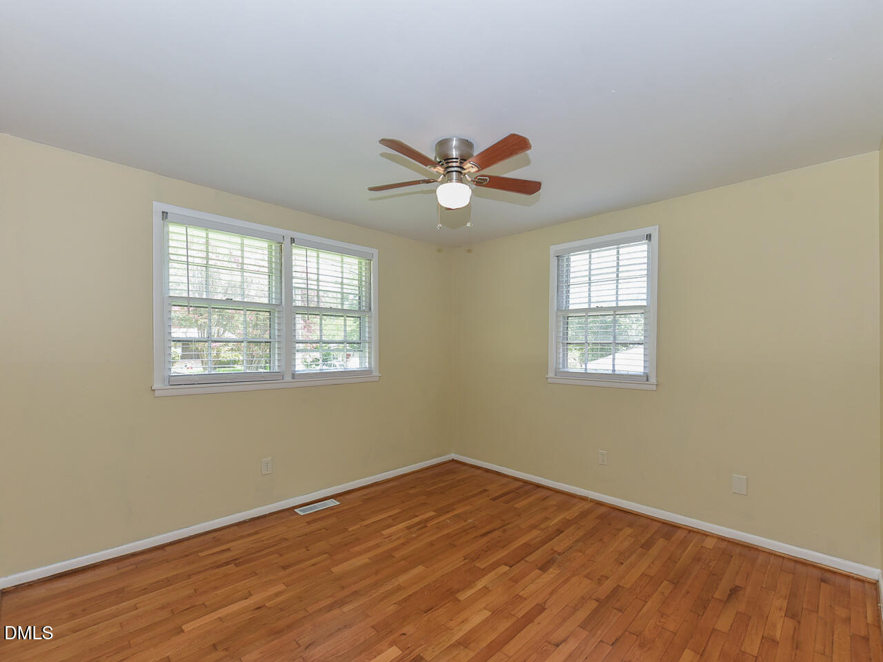 852 Hadley Road Property Photo 13