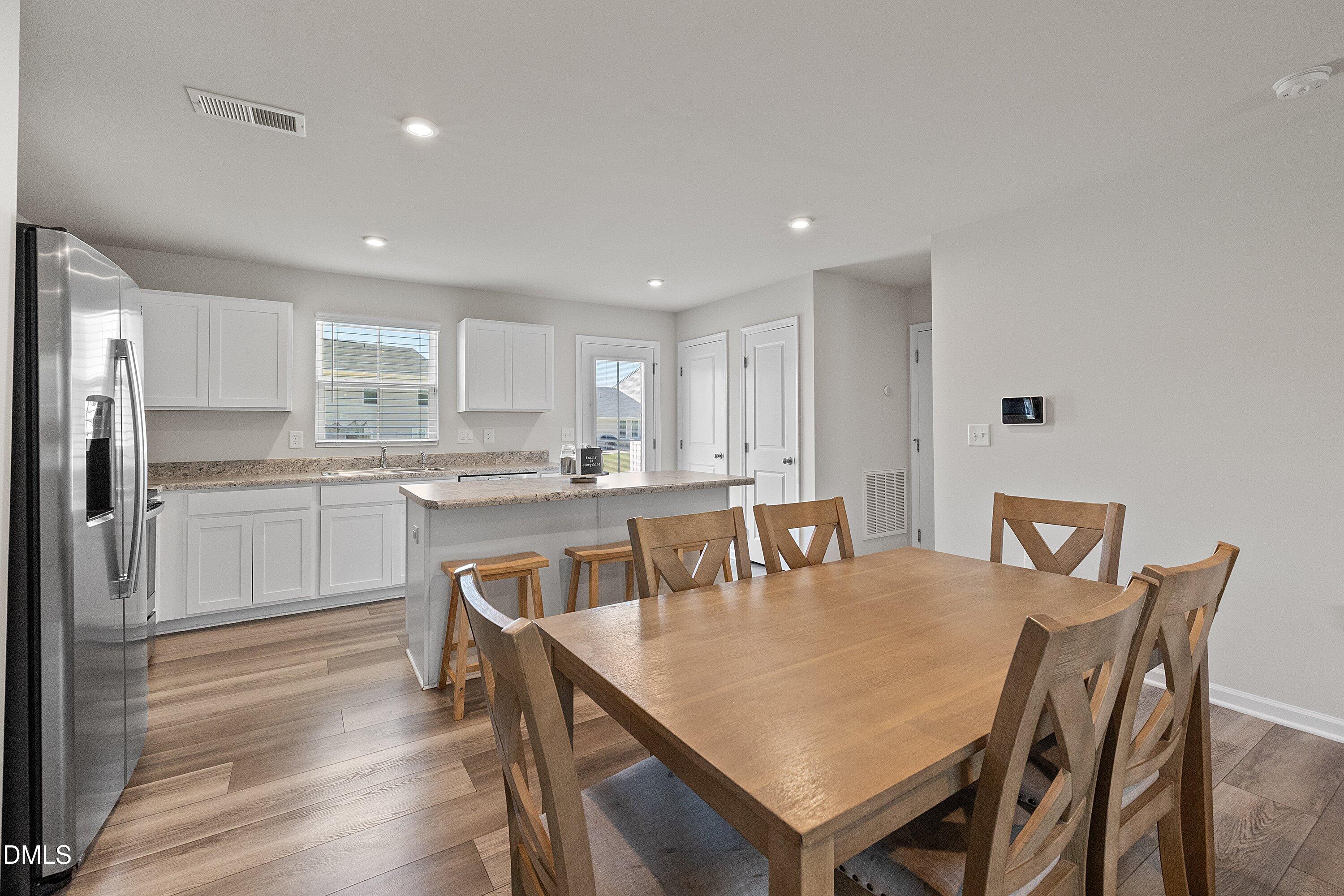 1007 Bent Willow Drive Property Photo 6
