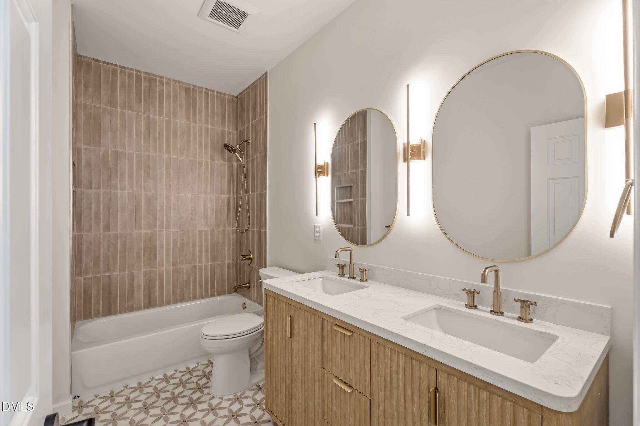 5 Silverbell Court Property Photo 29