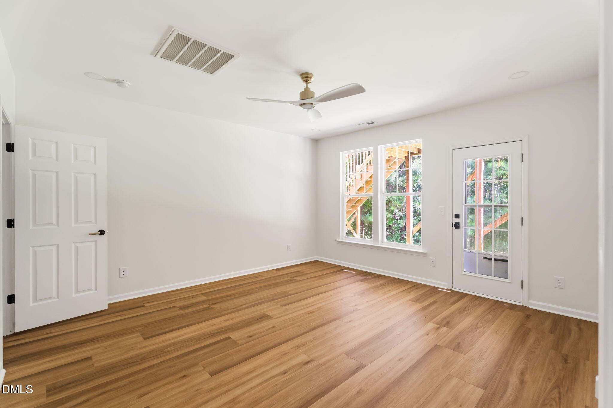 5 Silverbell Court Property Photo 40