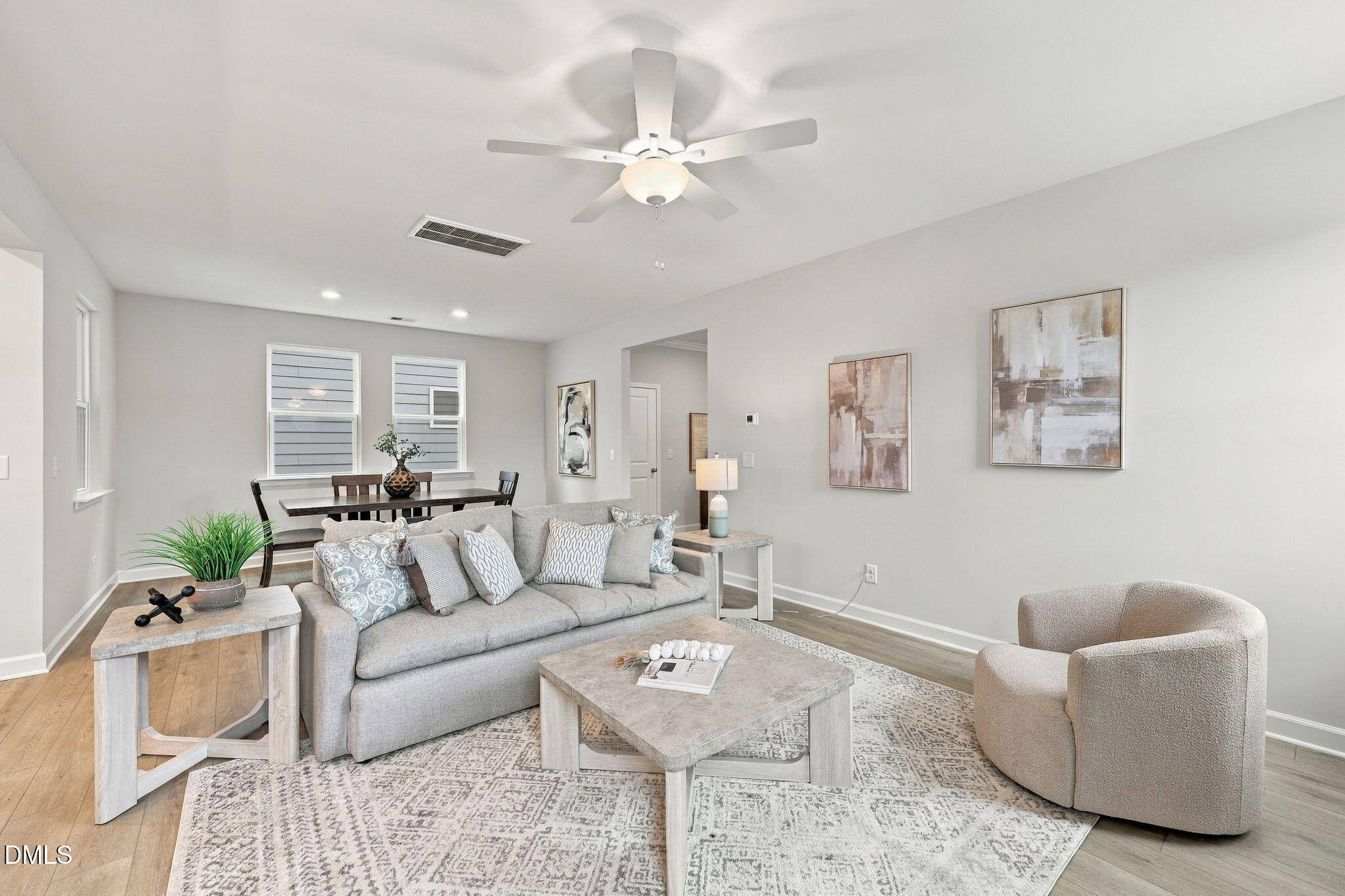 801 Carpet Grass Avenue Property Photo 2
