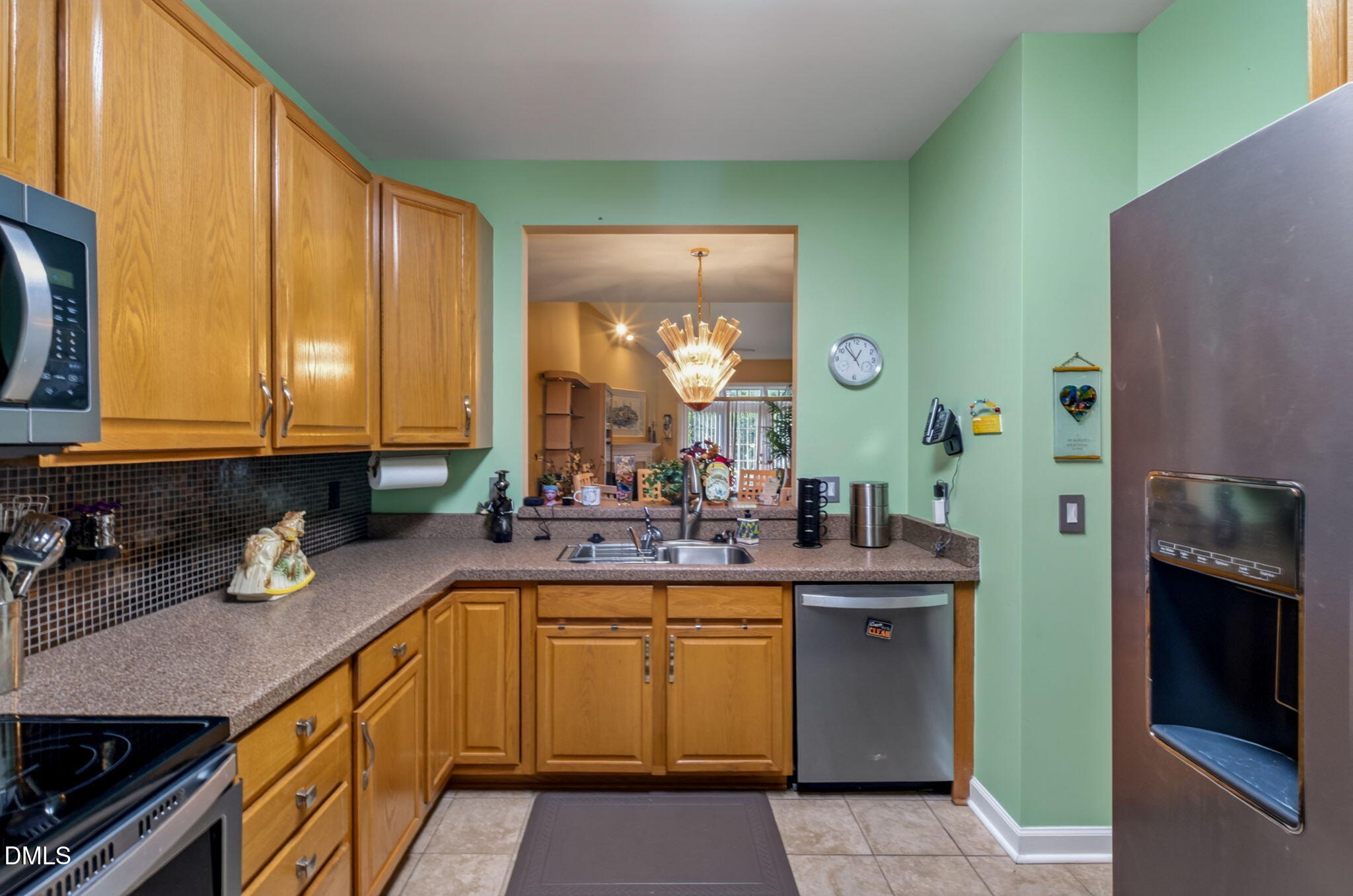 1603 Poets Glade Drive Property Photo 8