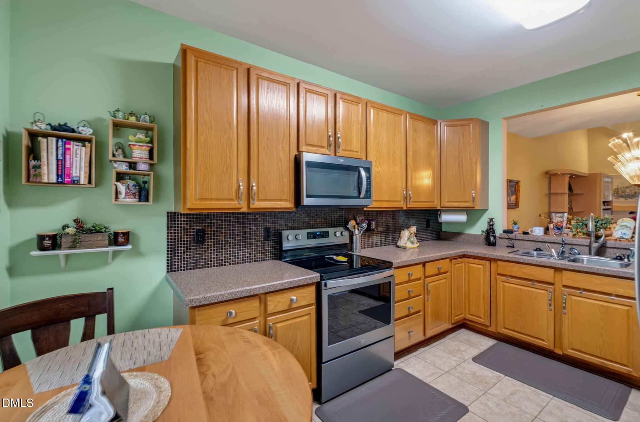 1603 Poets Glade Drive Property Photo 9