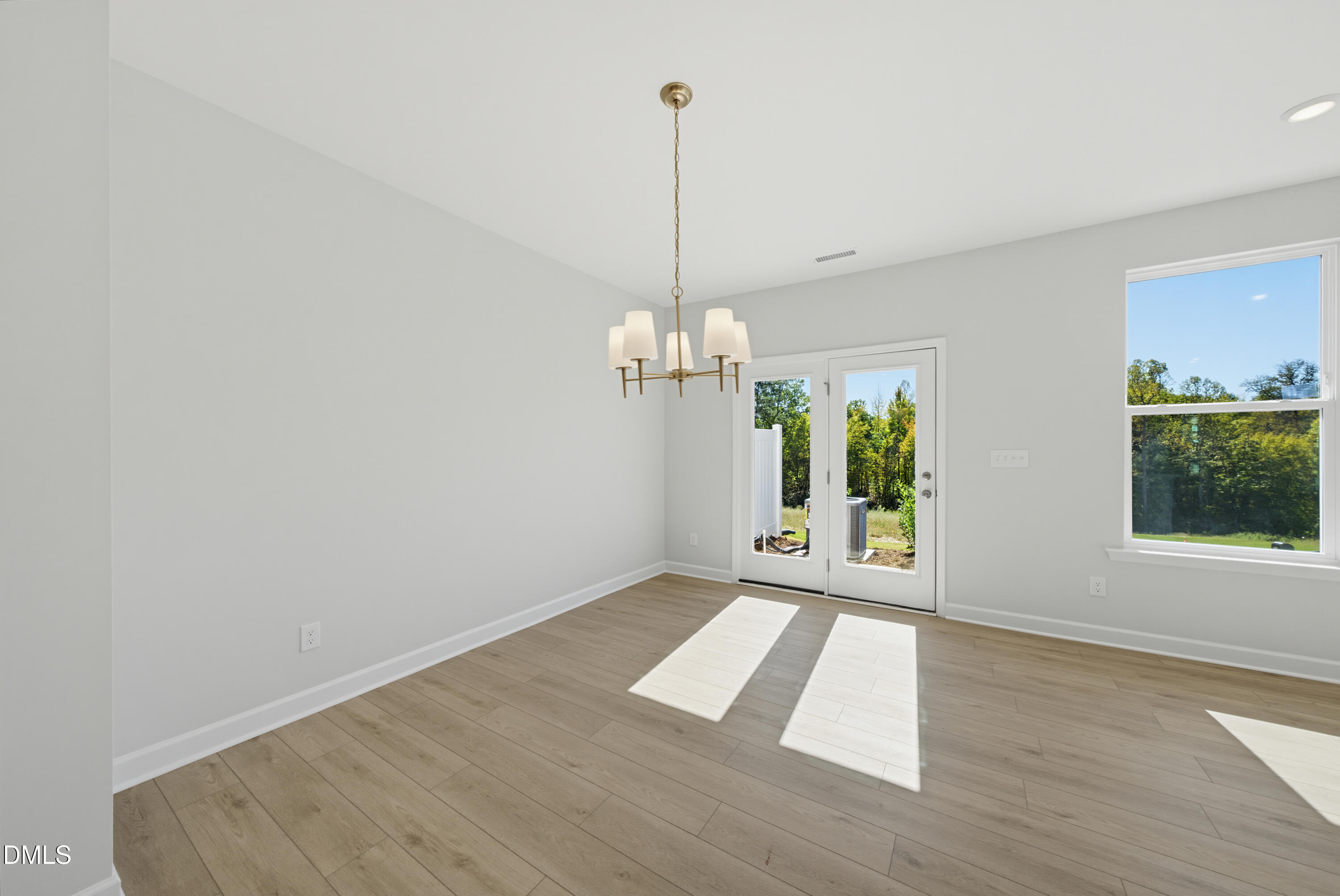 910 Westerland Way 133 Property Photo 13