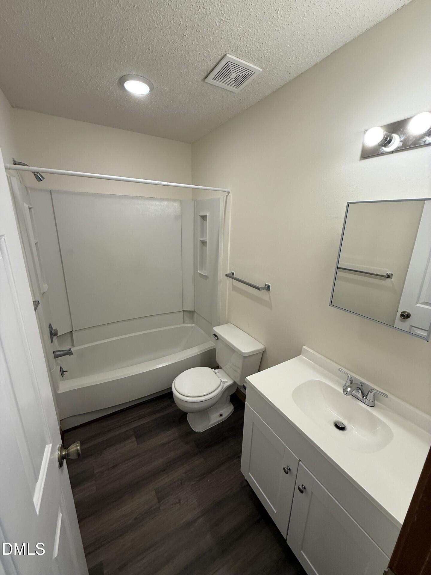 3517 Ivy Commons Drive 302 Property Photo 6