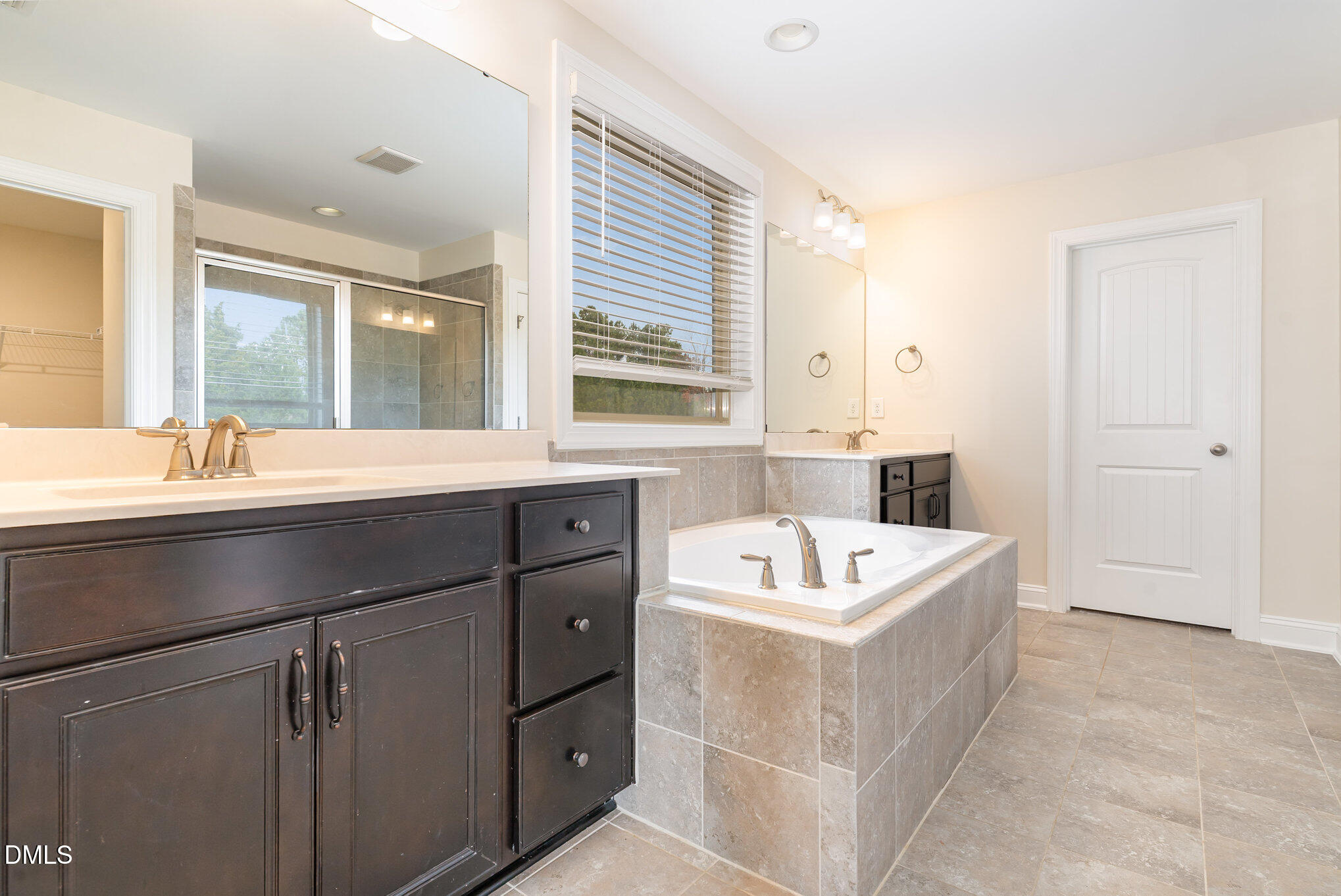 7225 Rex Road Property Photo 18