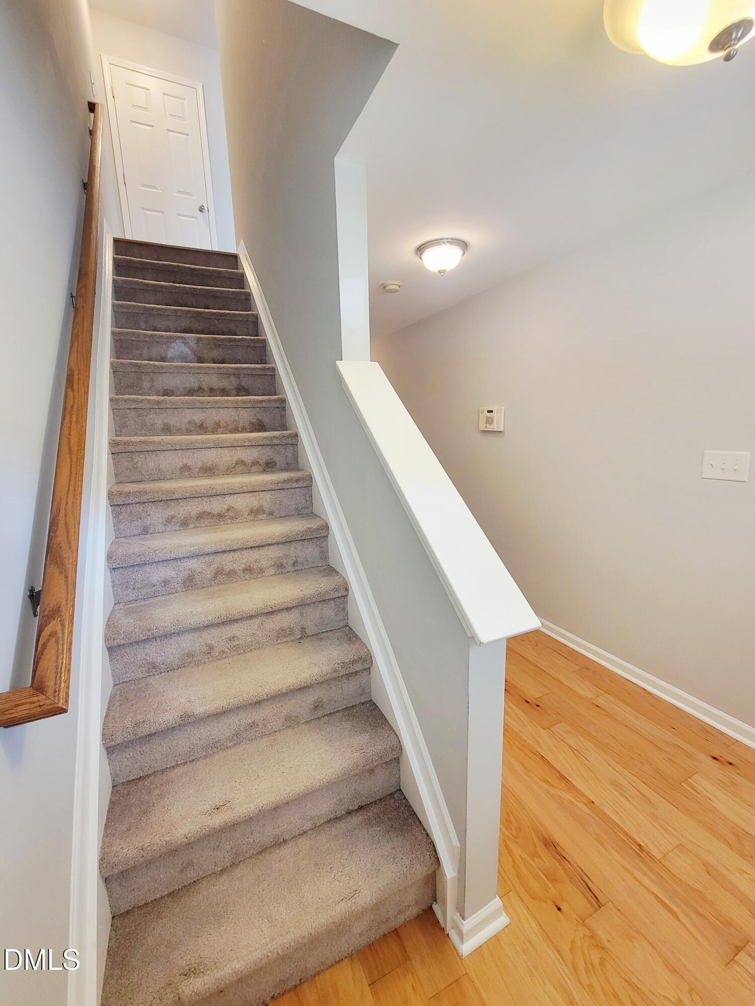 8827 Thornton Town Place Property Photo 12