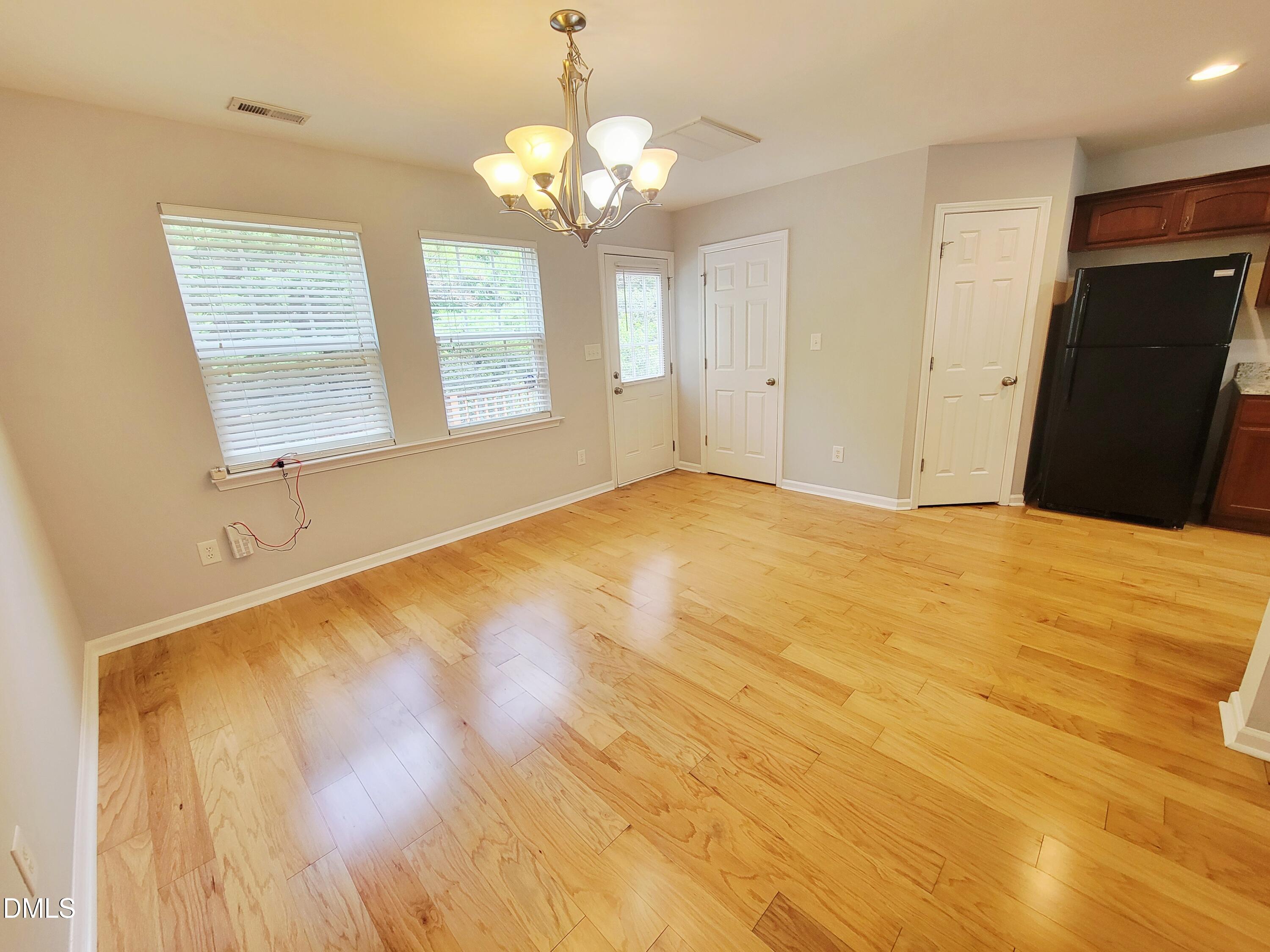 8827 Thornton Town Place Property Photo 21