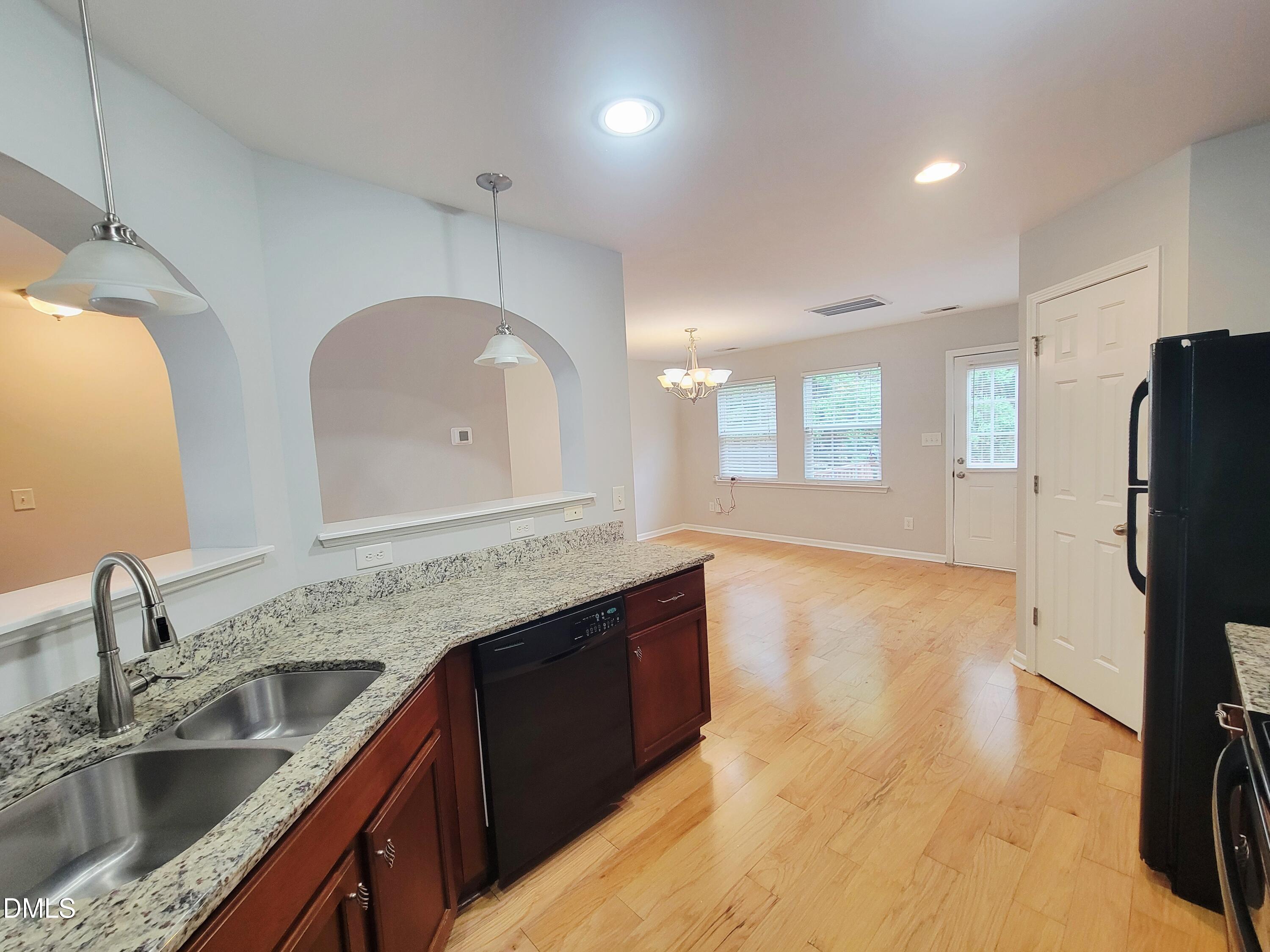 8827 Thornton Town Place Property Photo 26