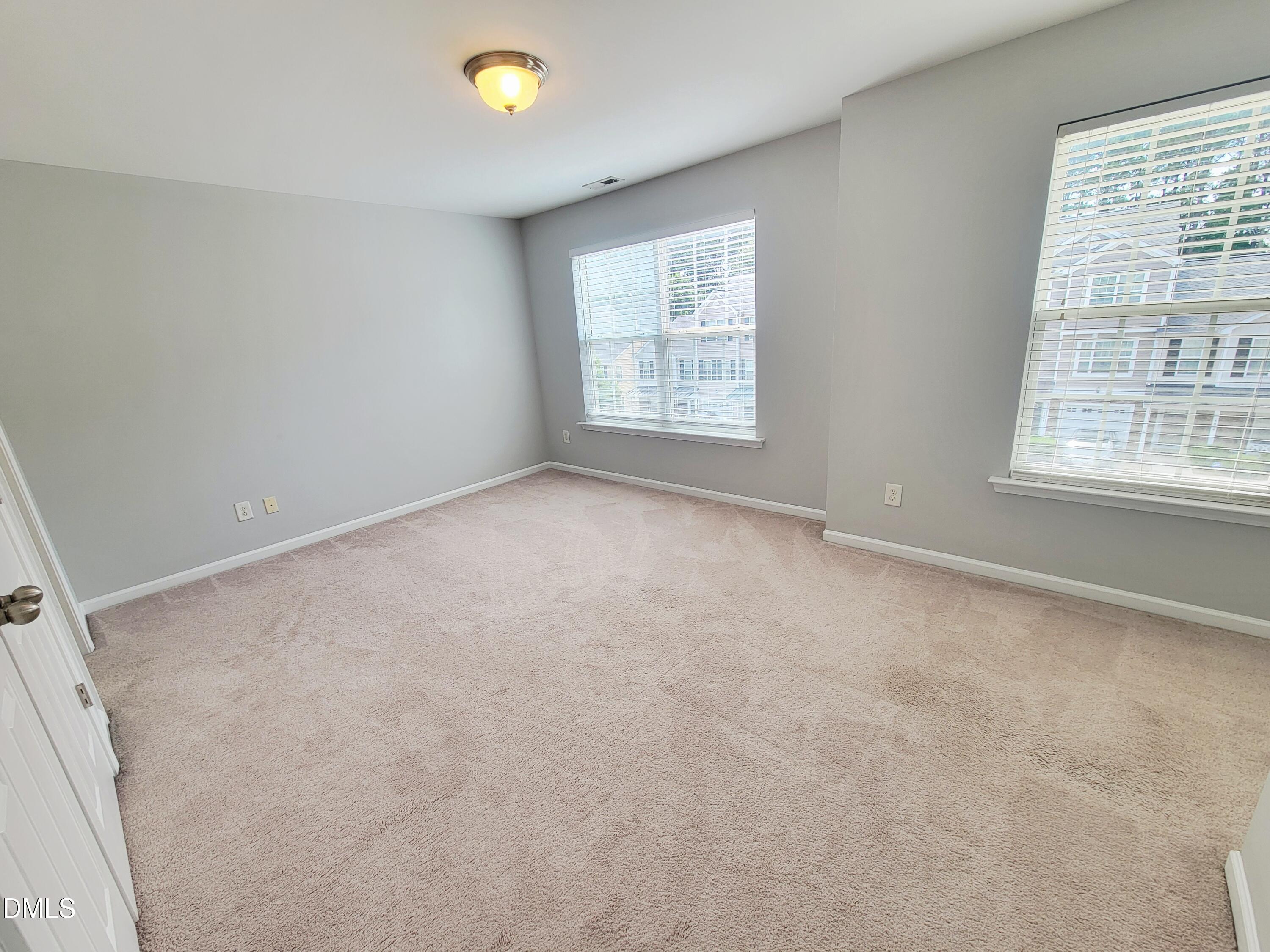 8827 Thornton Town Place Property Photo 41