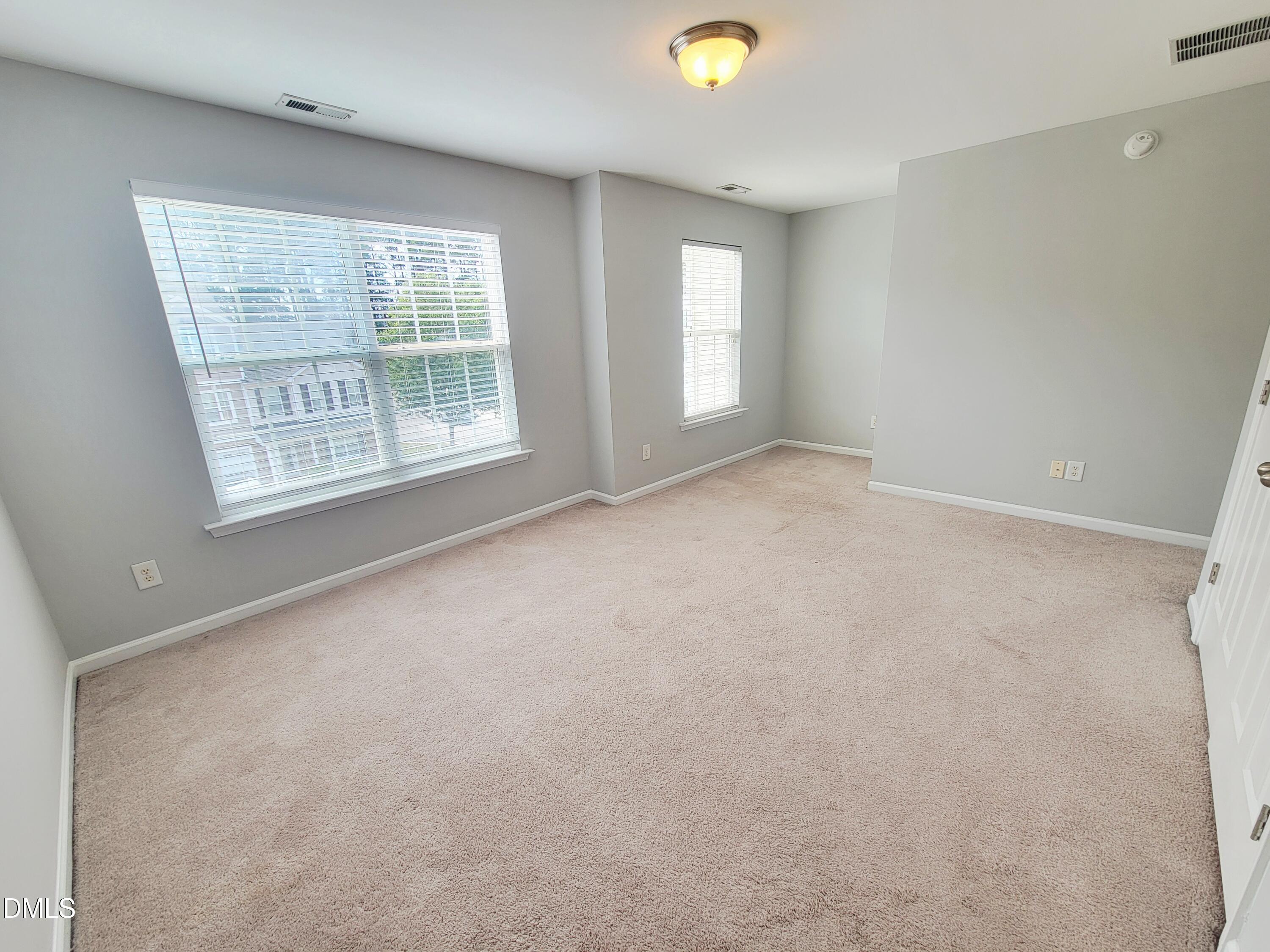 8827 Thornton Town Place Property Photo 44