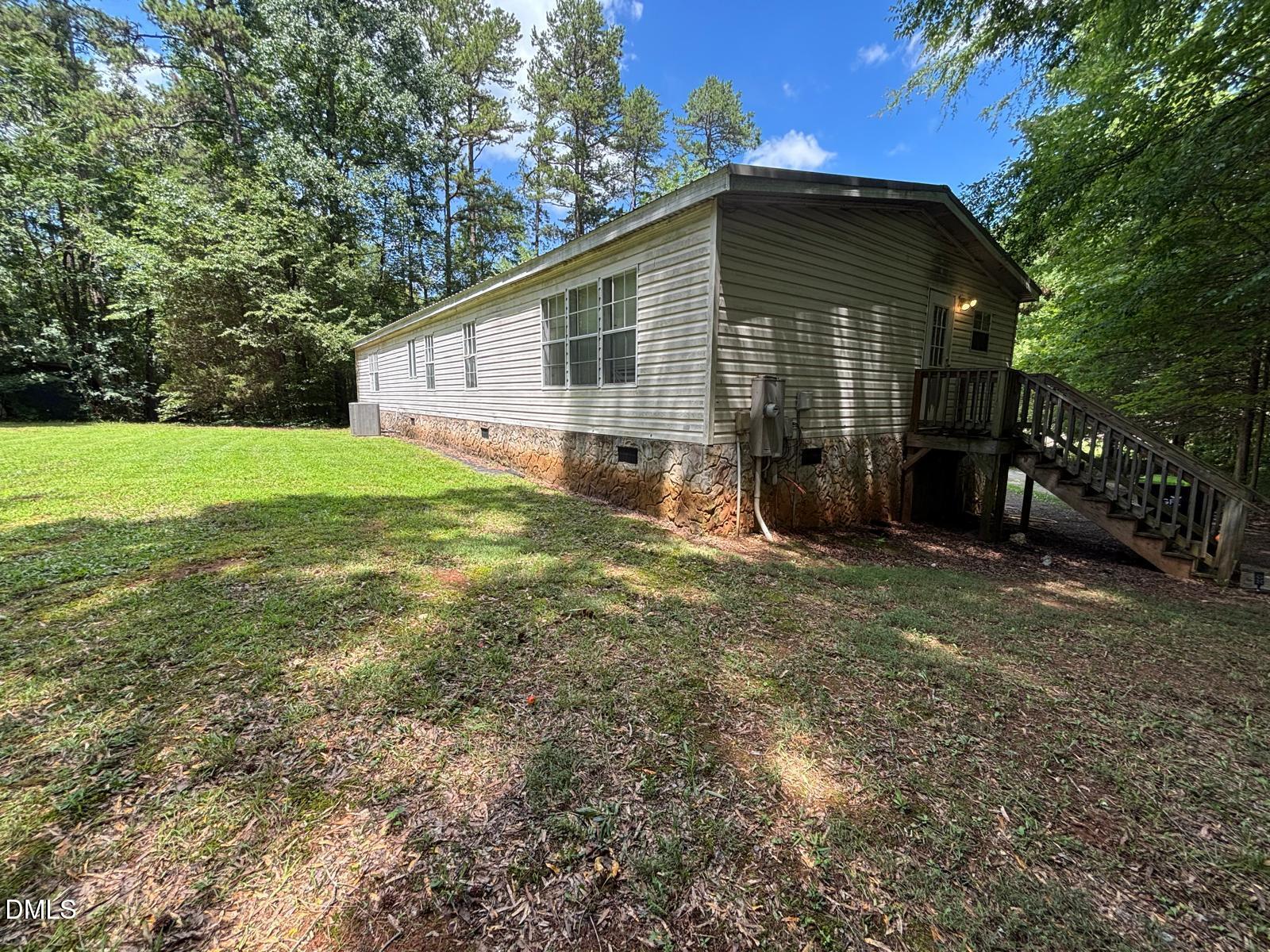 45 Robin Lane Property Photo 3