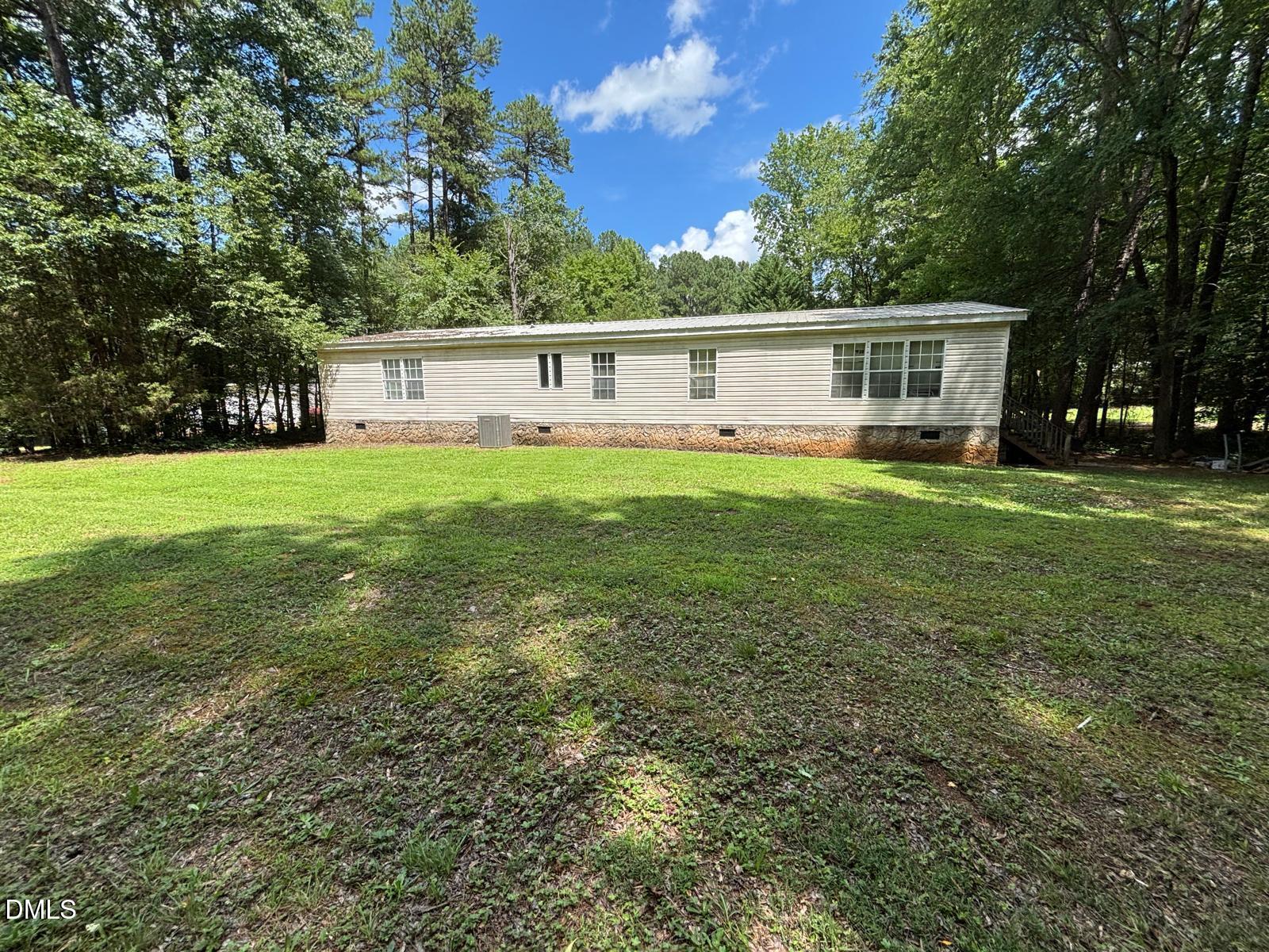 45 Robin Lane Property Photo 4