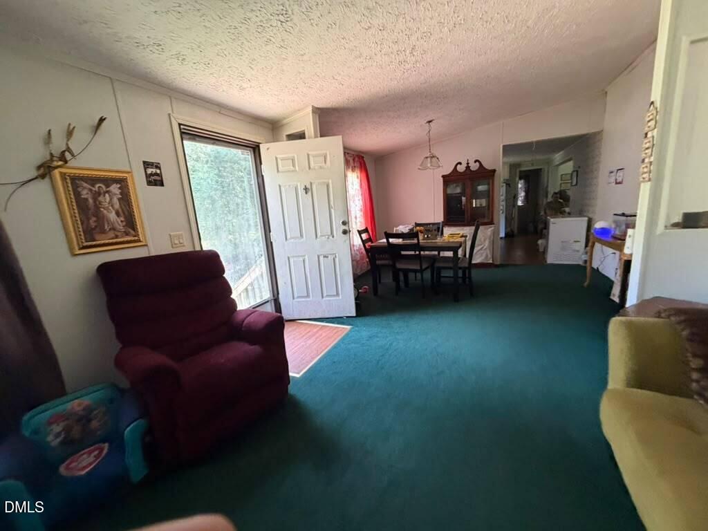 45 Robin Lane Property Photo 9
