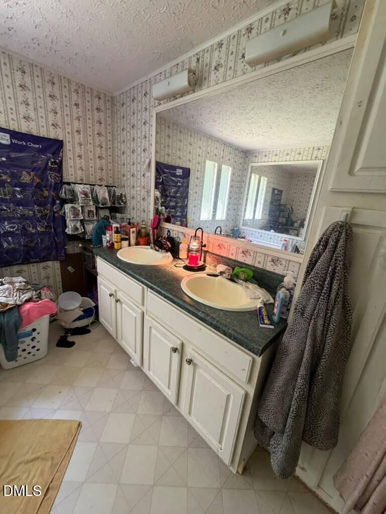 45 Robin Lane Property Photo 24