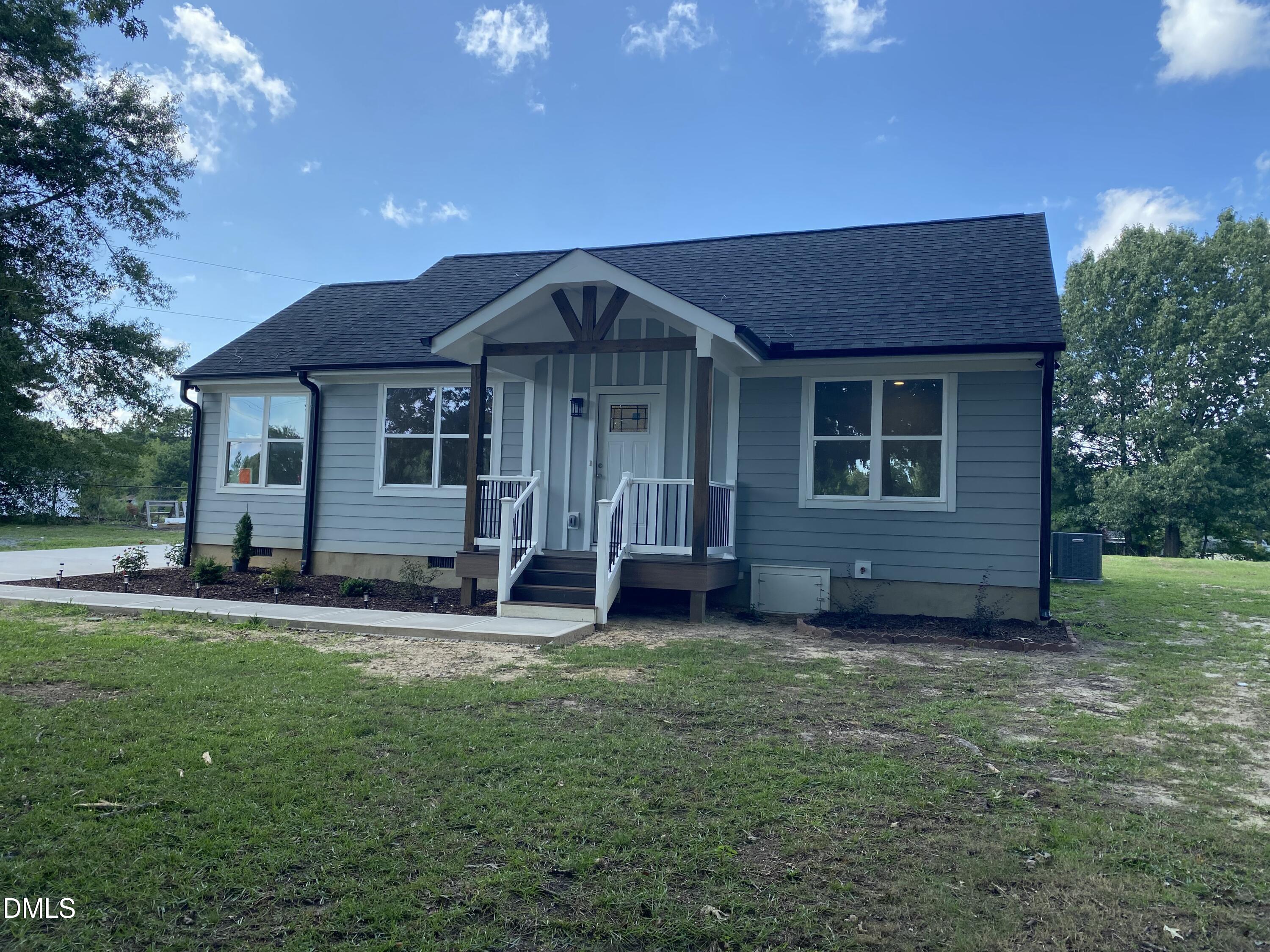 2924 N Shiloh Road Property Photo 2