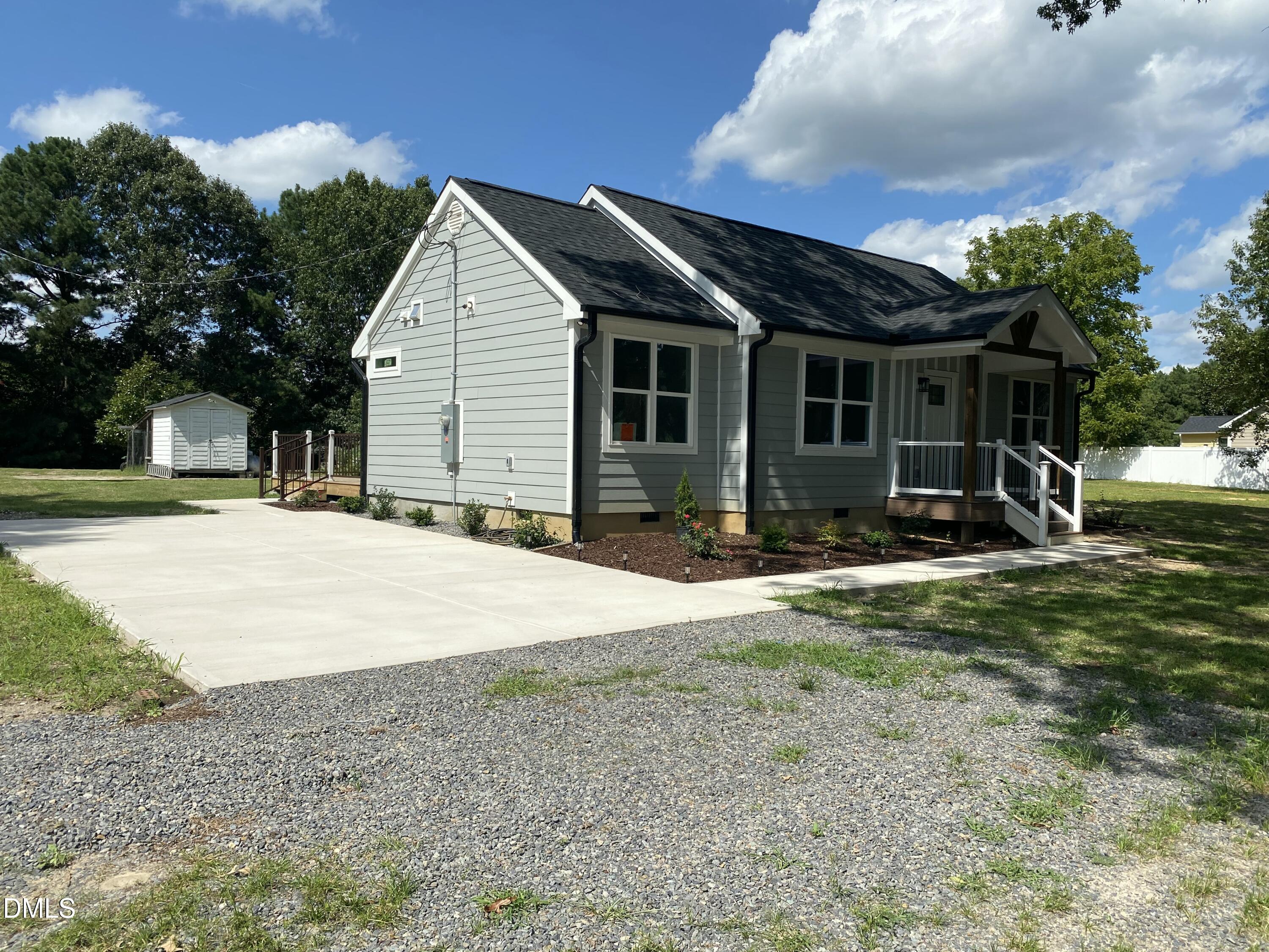 2924 N Shiloh Road Property Photo 4