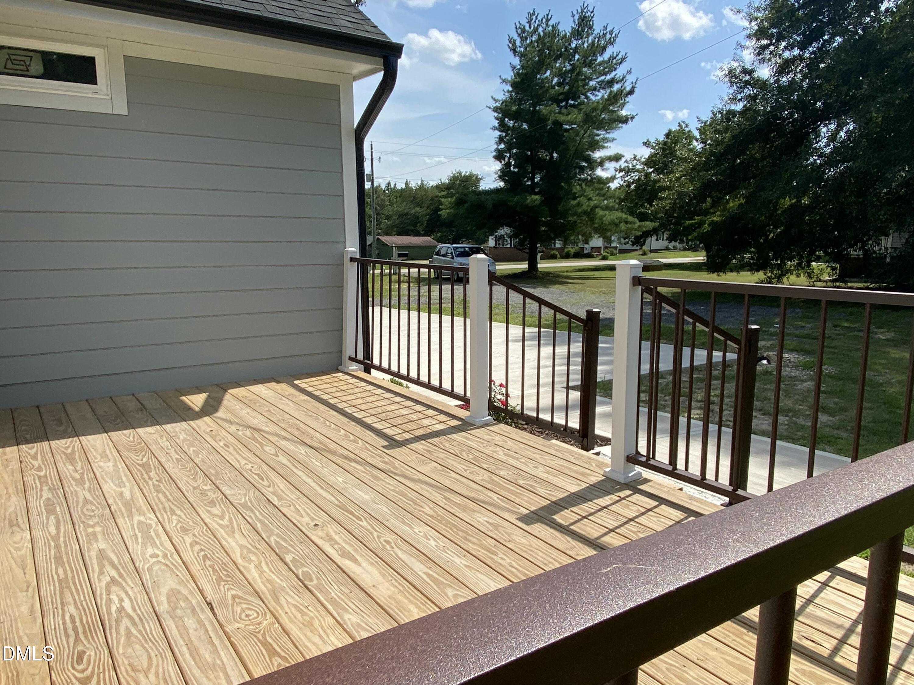 2924 N Shiloh Road Property Photo 13