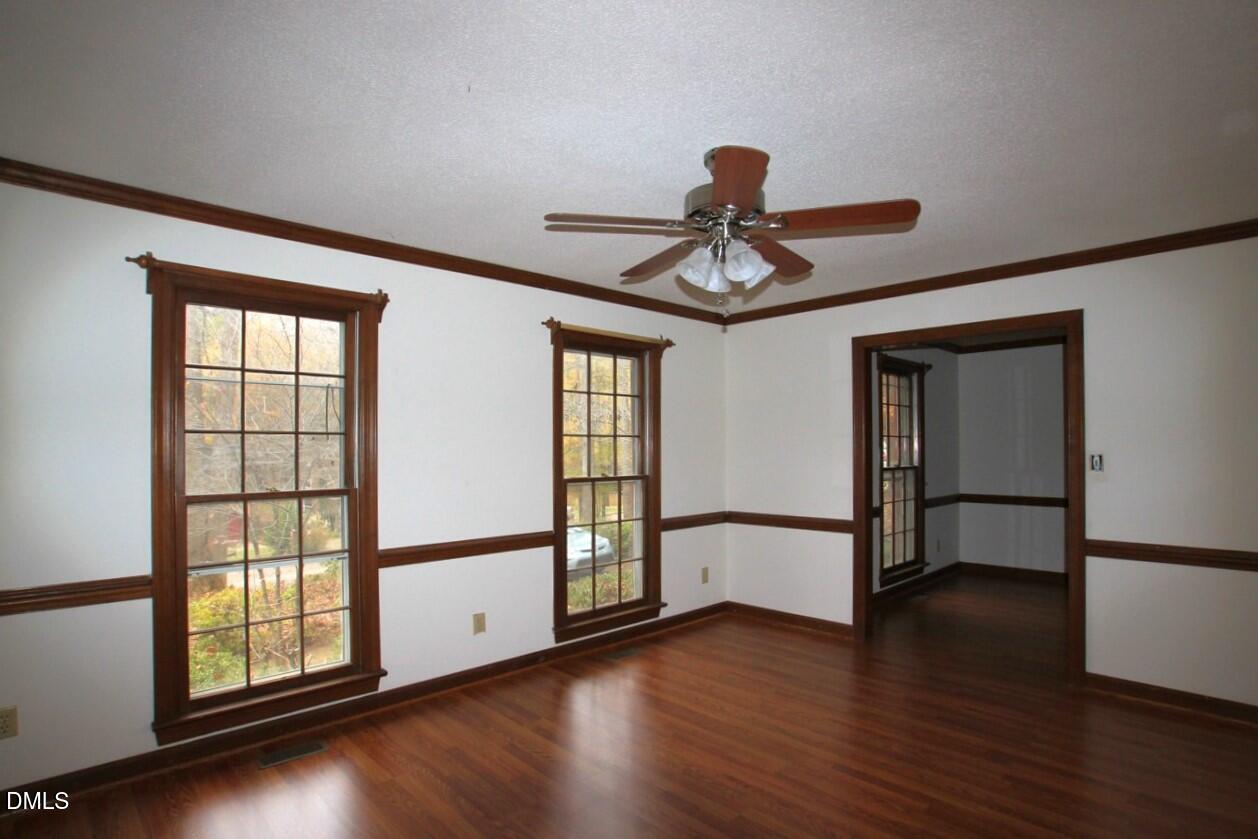 1406 Bloomingdale Drive Property Photo 3