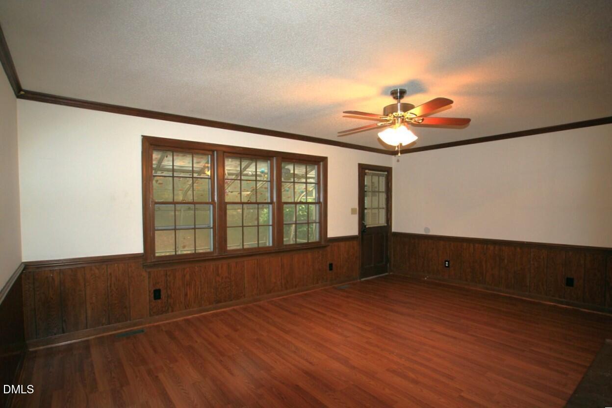 1406 Bloomingdale Drive Property Photo 7