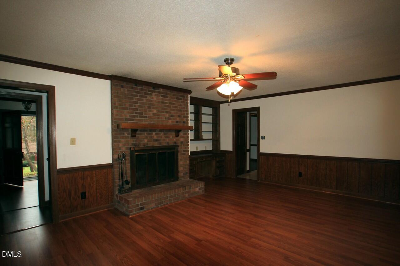 1406 Bloomingdale Drive Property Photo 8