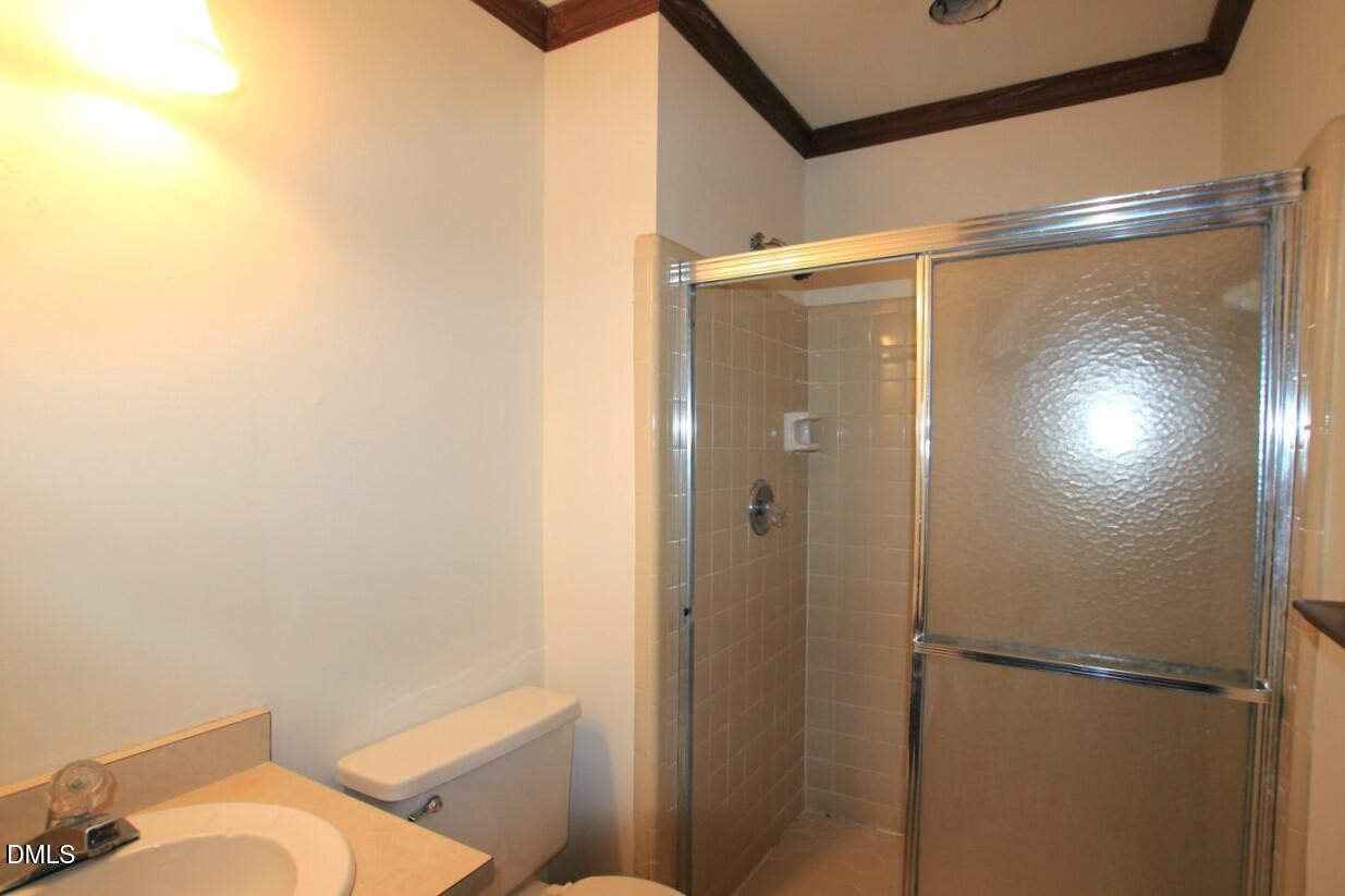 1406 Bloomingdale Drive Property Photo 10