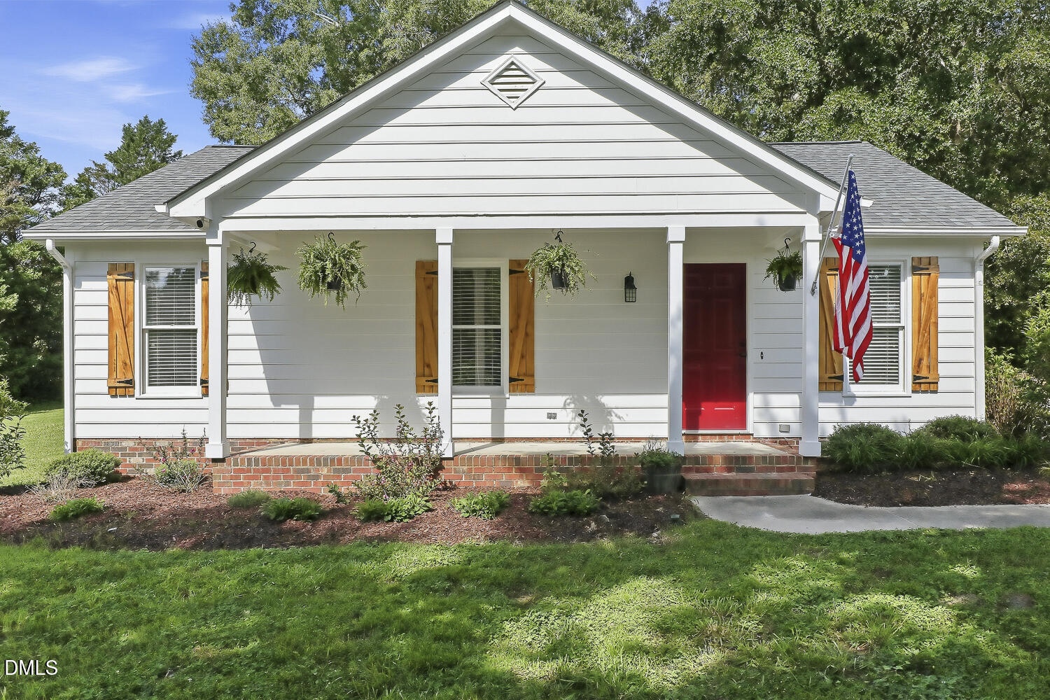 636 Lake Glad Road Property Photo 1