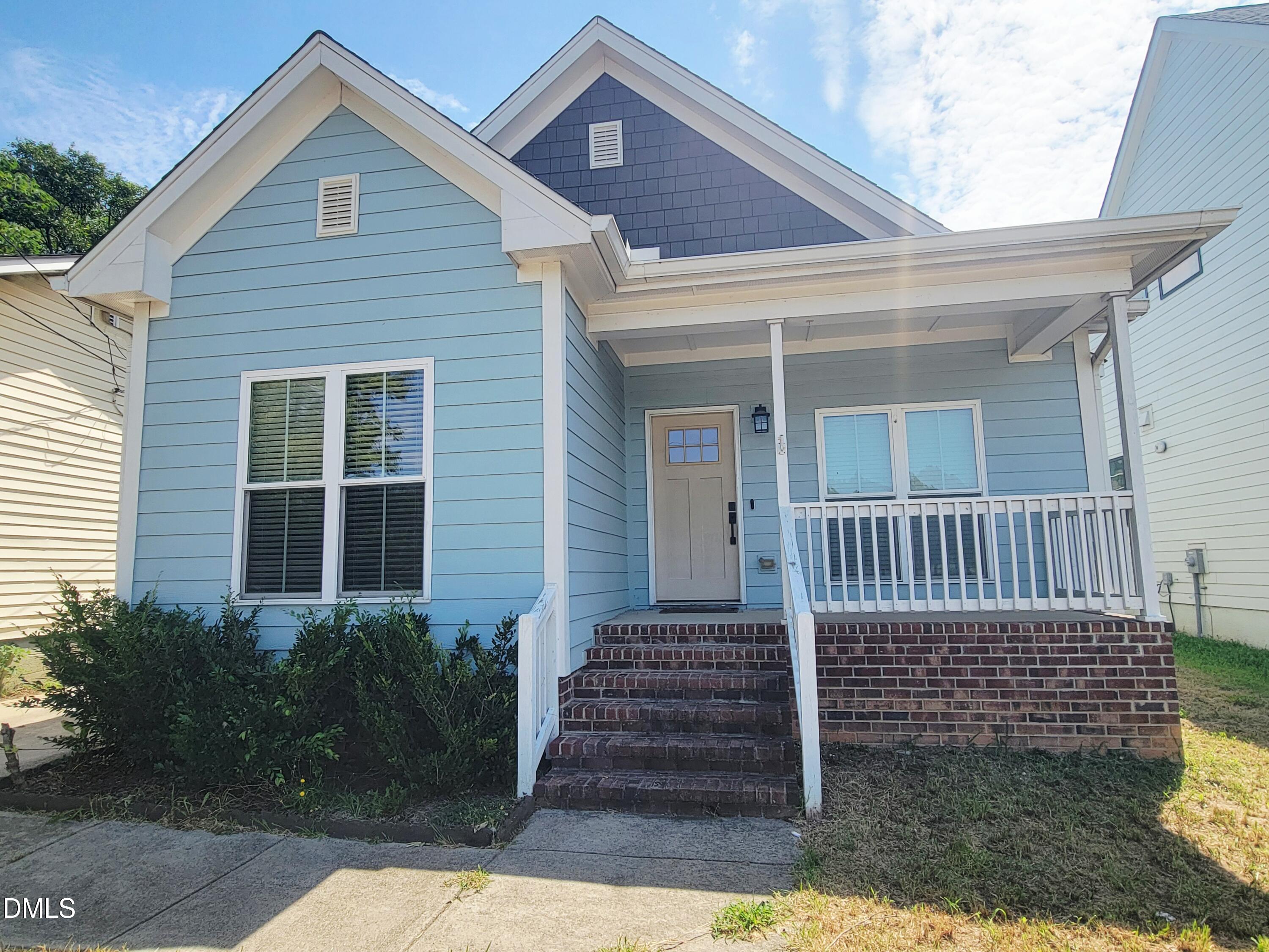 1433 Garner Road Property Photo 1
