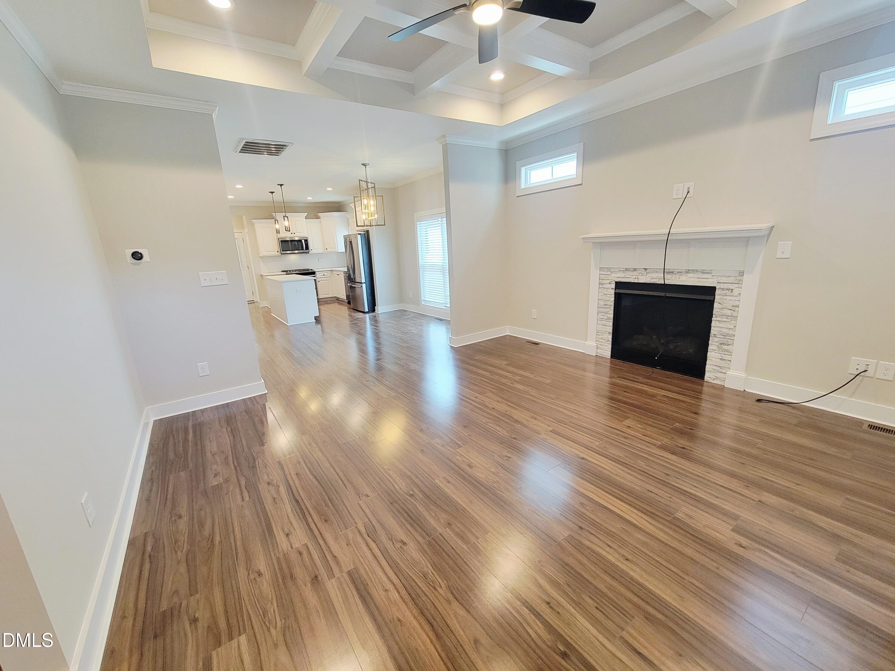 1433 Garner Road Property Photo 2