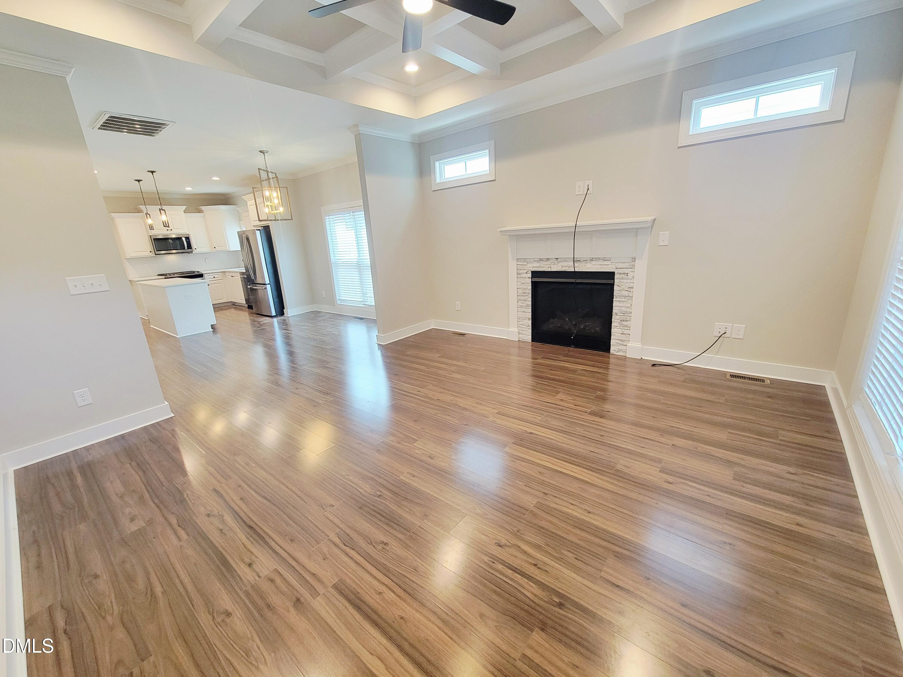 1433 Garner Road Property Photo 3