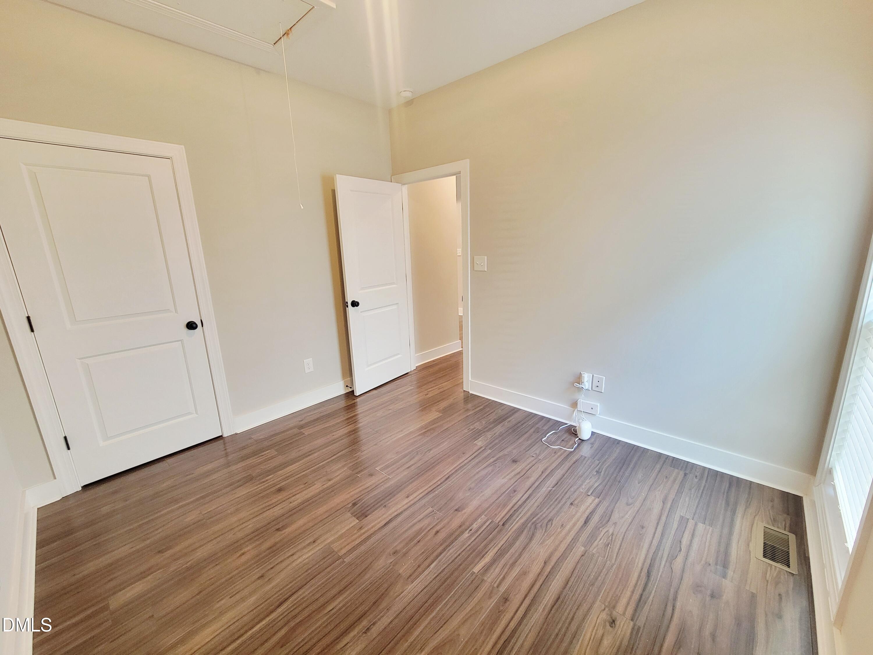 1433 Garner Road Property Photo 32