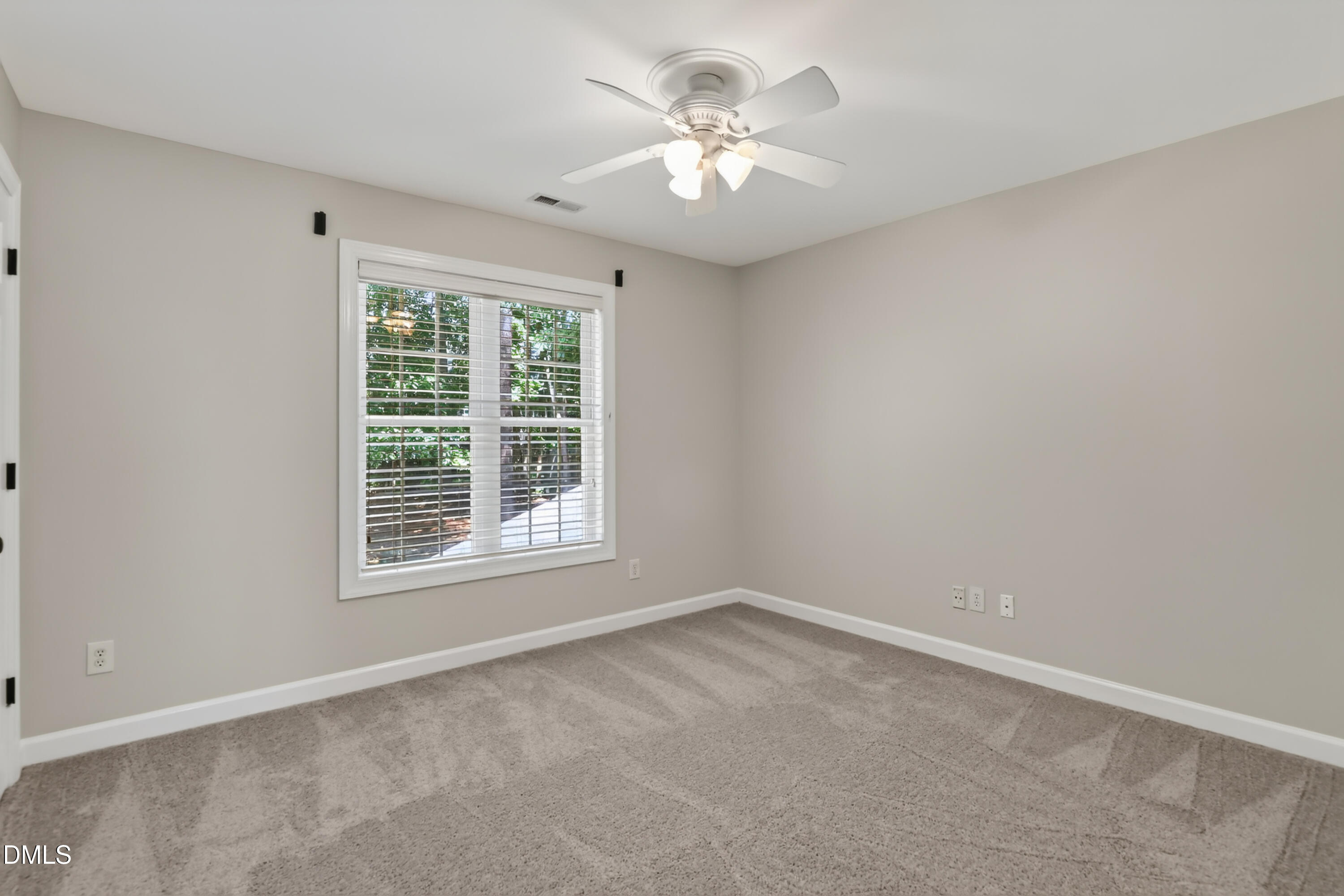 110 Drakewood Place Property Photo 35