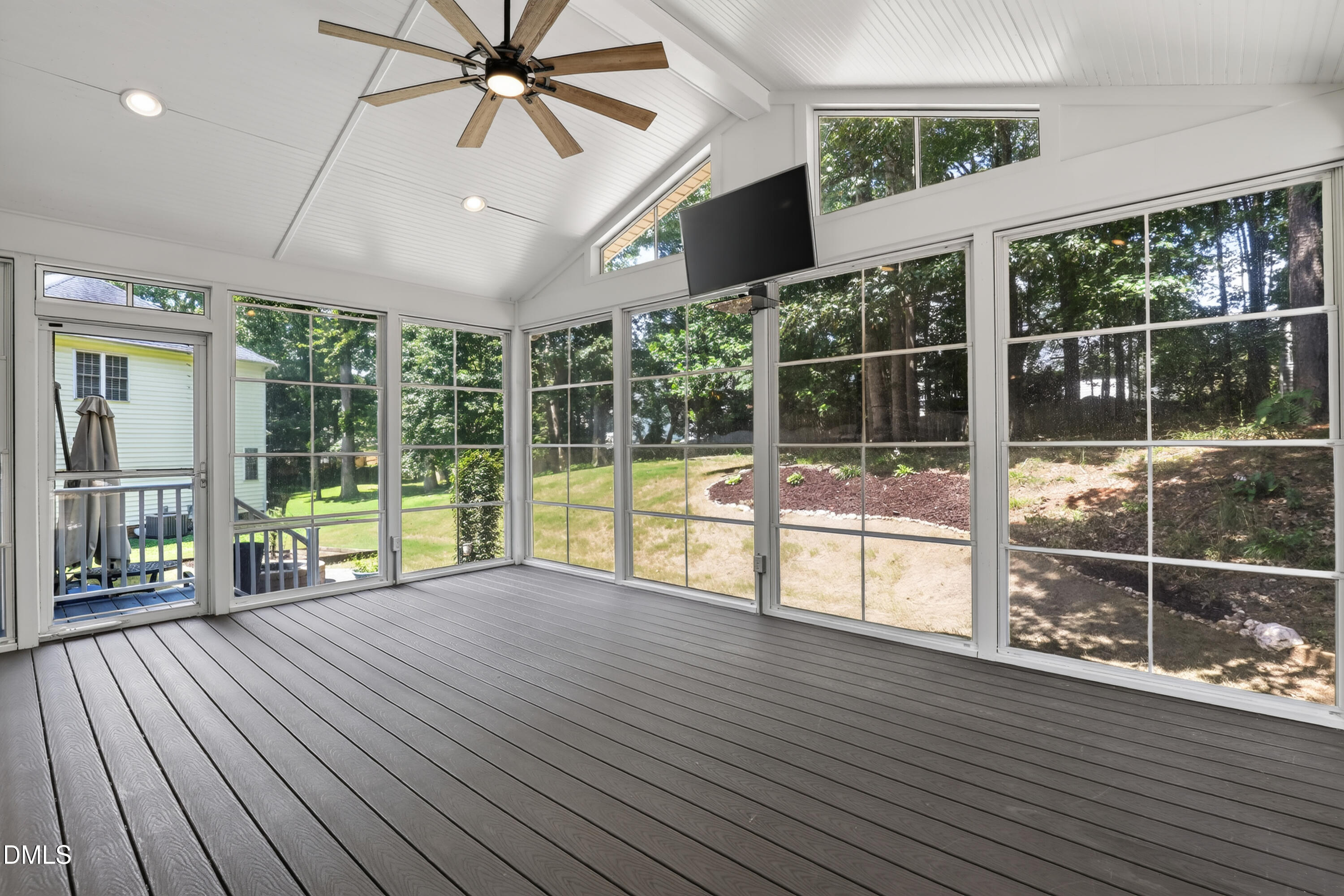110 Drakewood Place Property Photo 46
