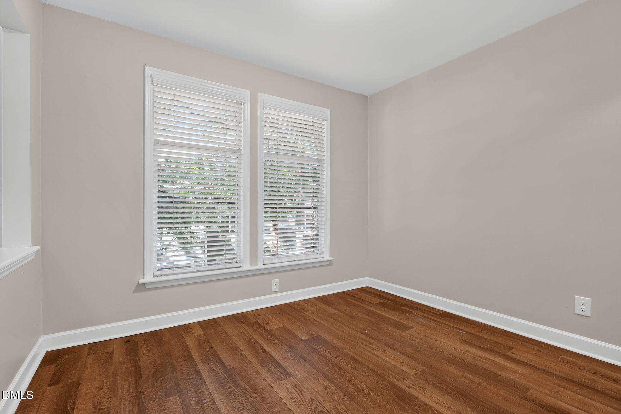 1021 Nicholwood Drive 201 Property Photo 8