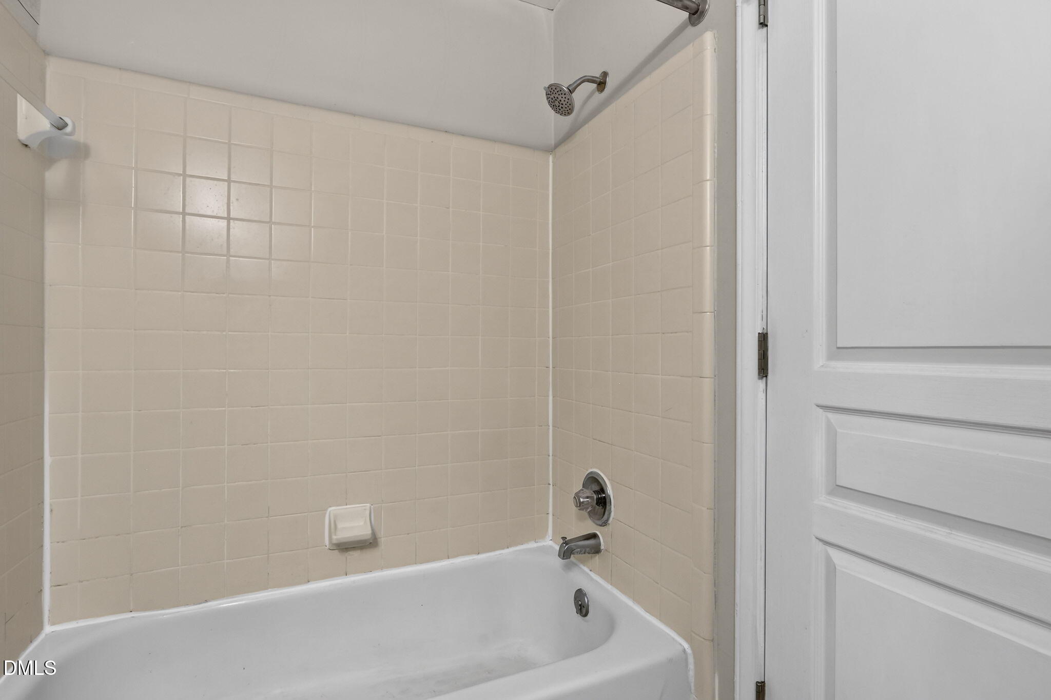 1021 Nicholwood Drive 201 Property Photo 31