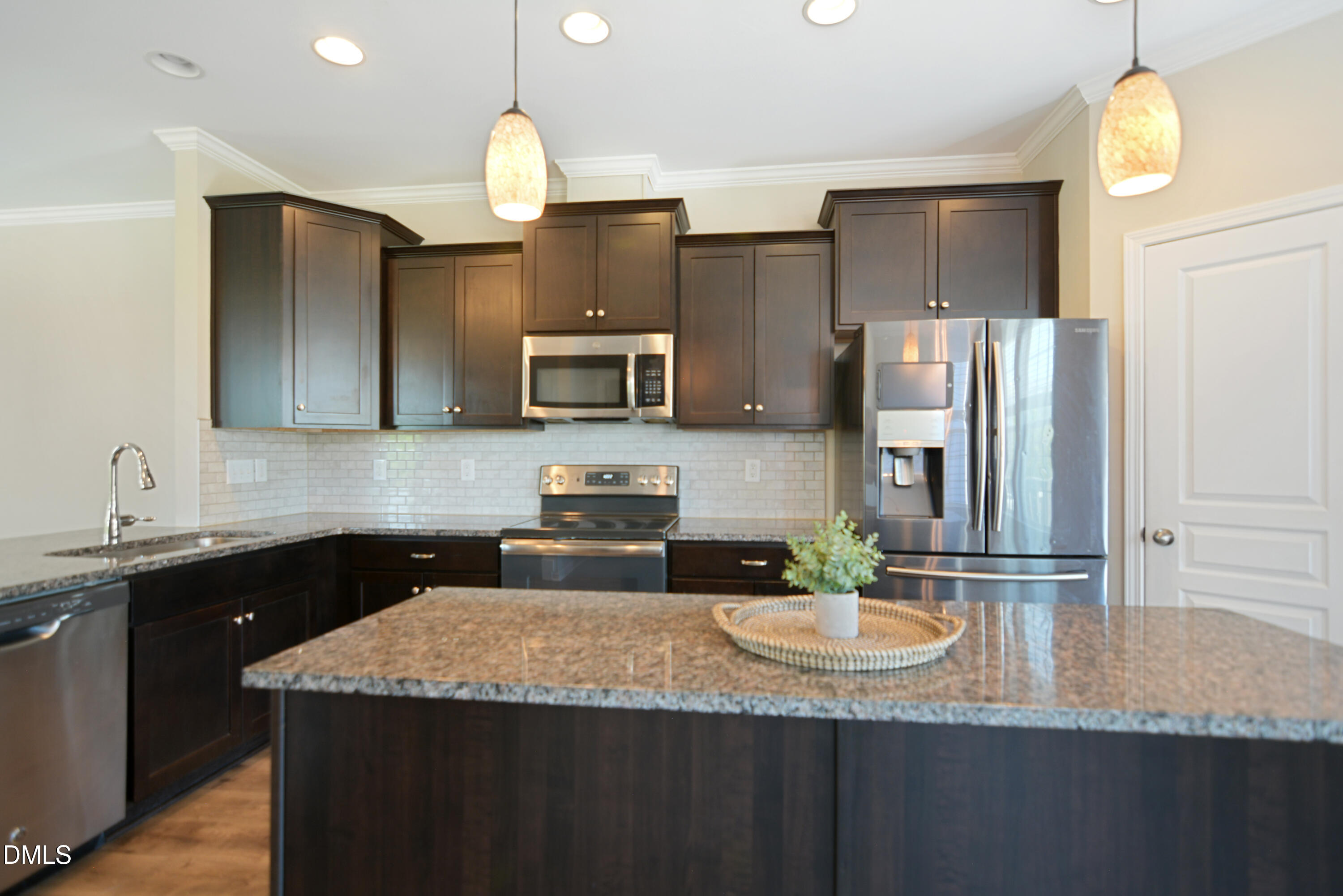 6441 Giddings Street Property Photo 14