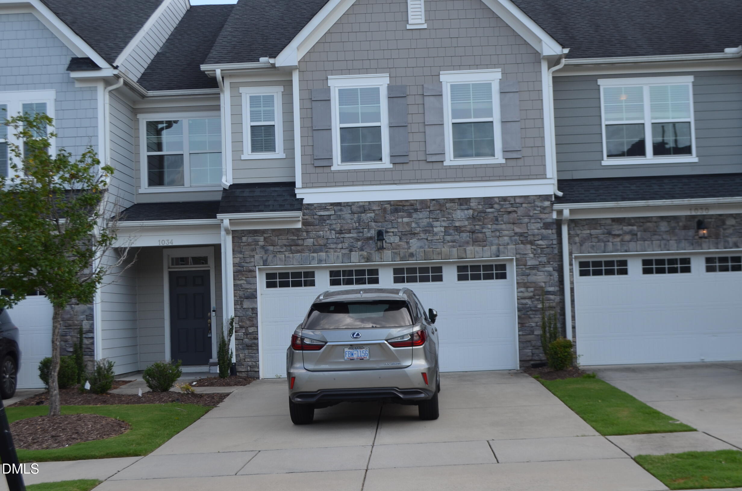 1034 Craigmeade Drive Property Photo 1