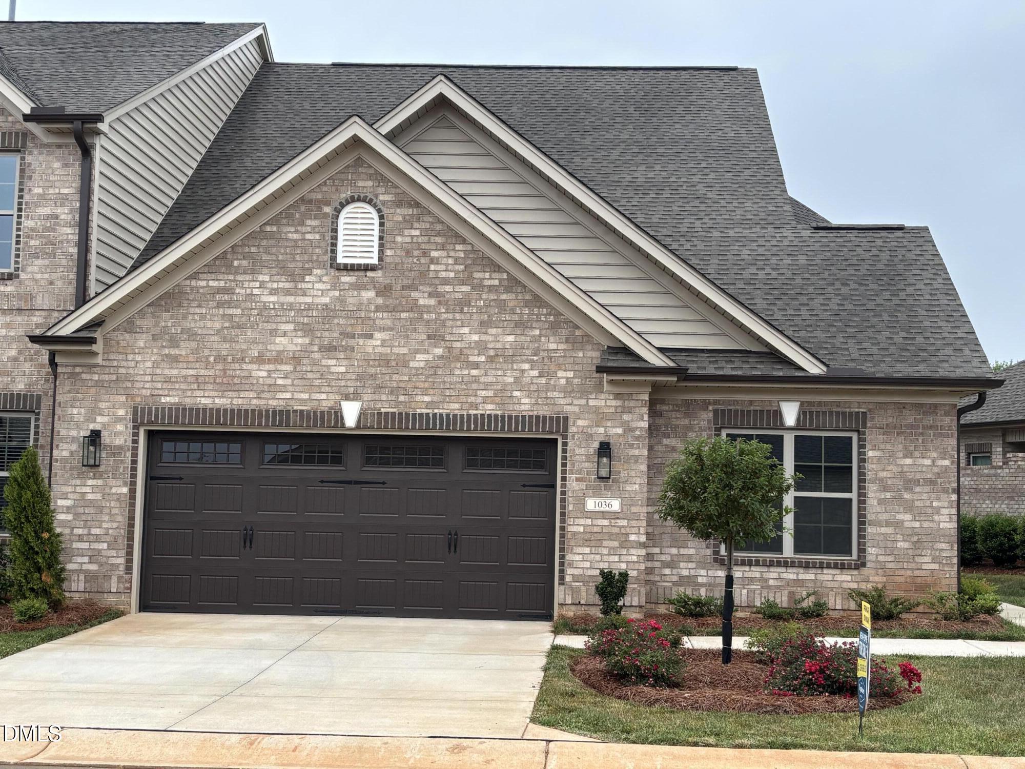 1042 Beechcraft Drive Property Photo 1