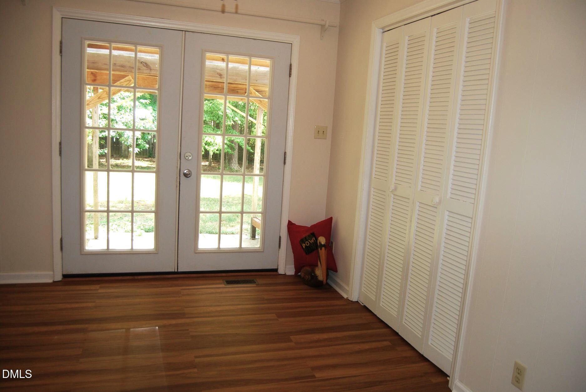 316 Chesapeake Avenue Property Photo 5