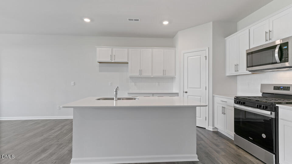 1110 Coral Bark Road Property Photo 4