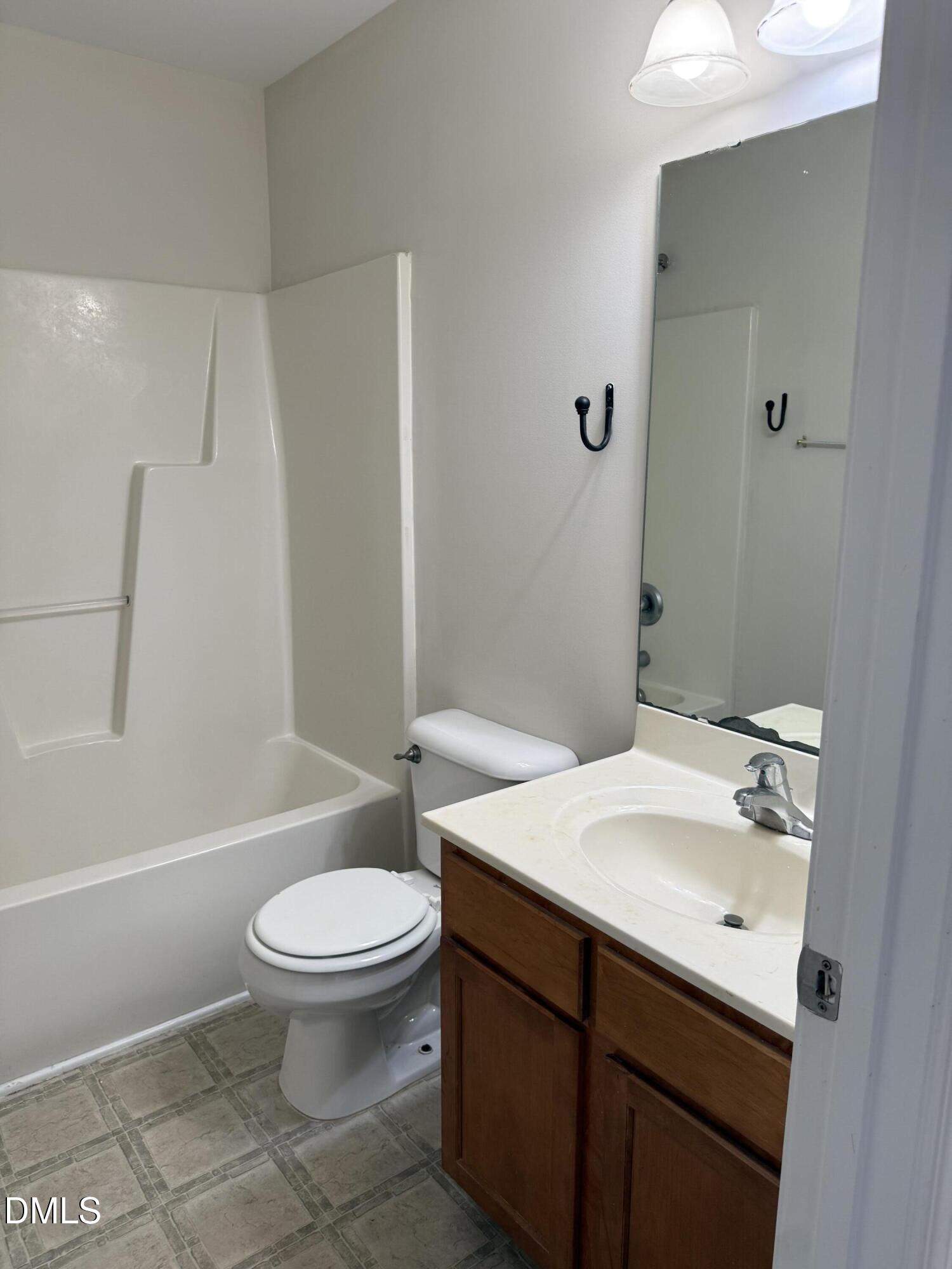 537 Writers Way Property Photo 10
