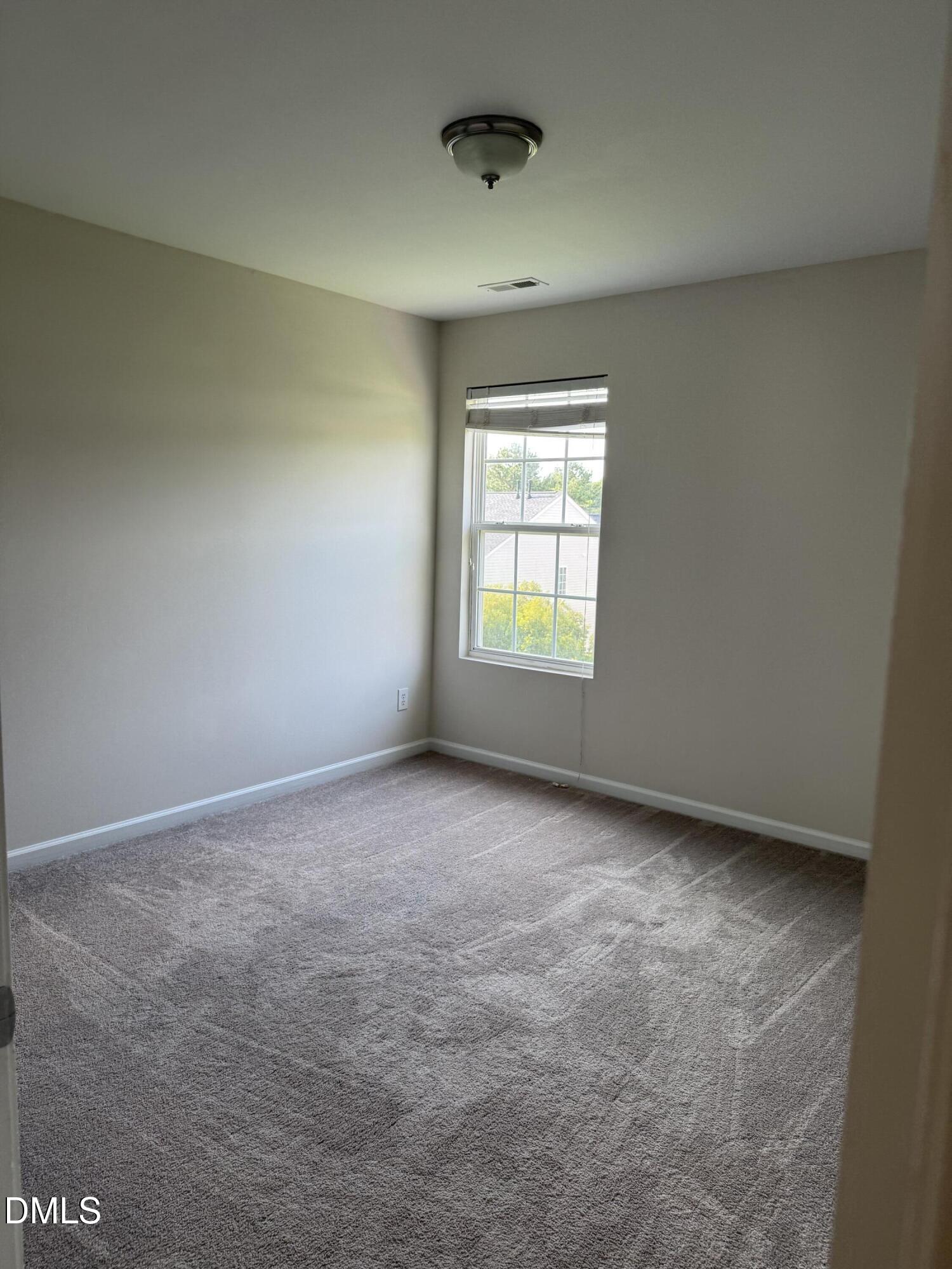 537 Writers Way Property Photo 11