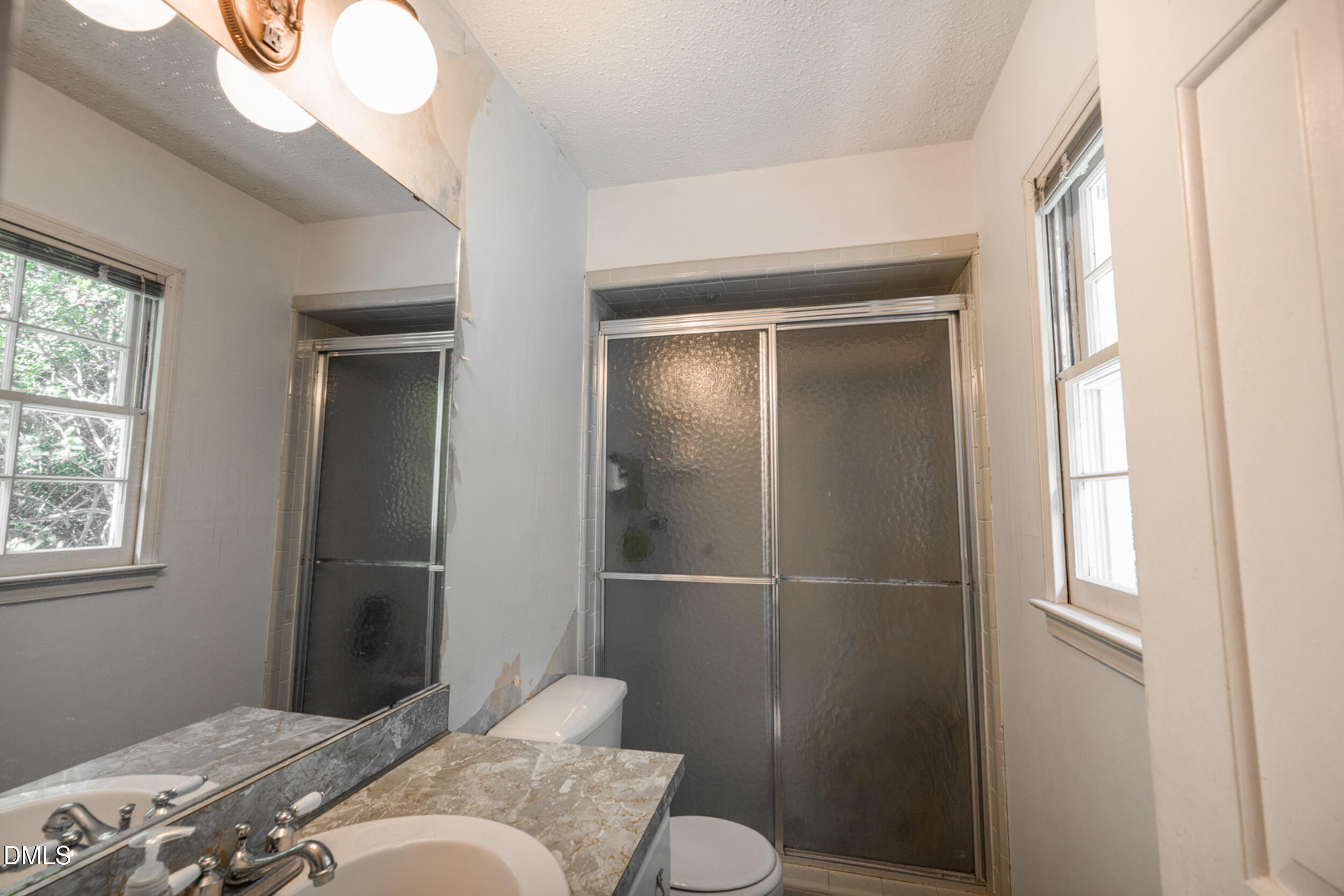 1008 E Millbrook Road Property Photo 17