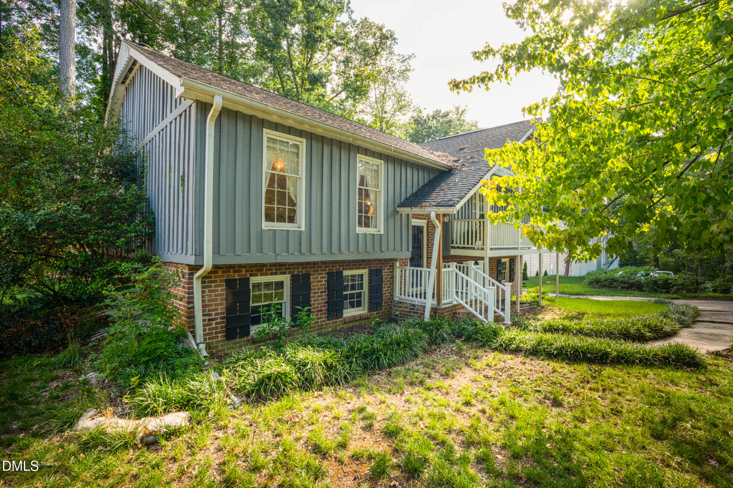 1008 E Millbrook Road Property Photo 27