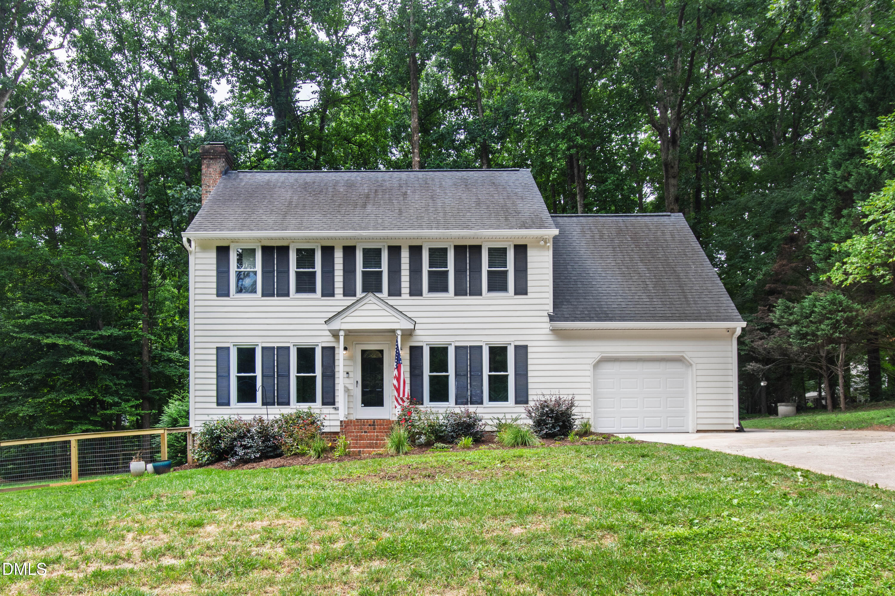 2101 Woodnell Drive Property Photo 1